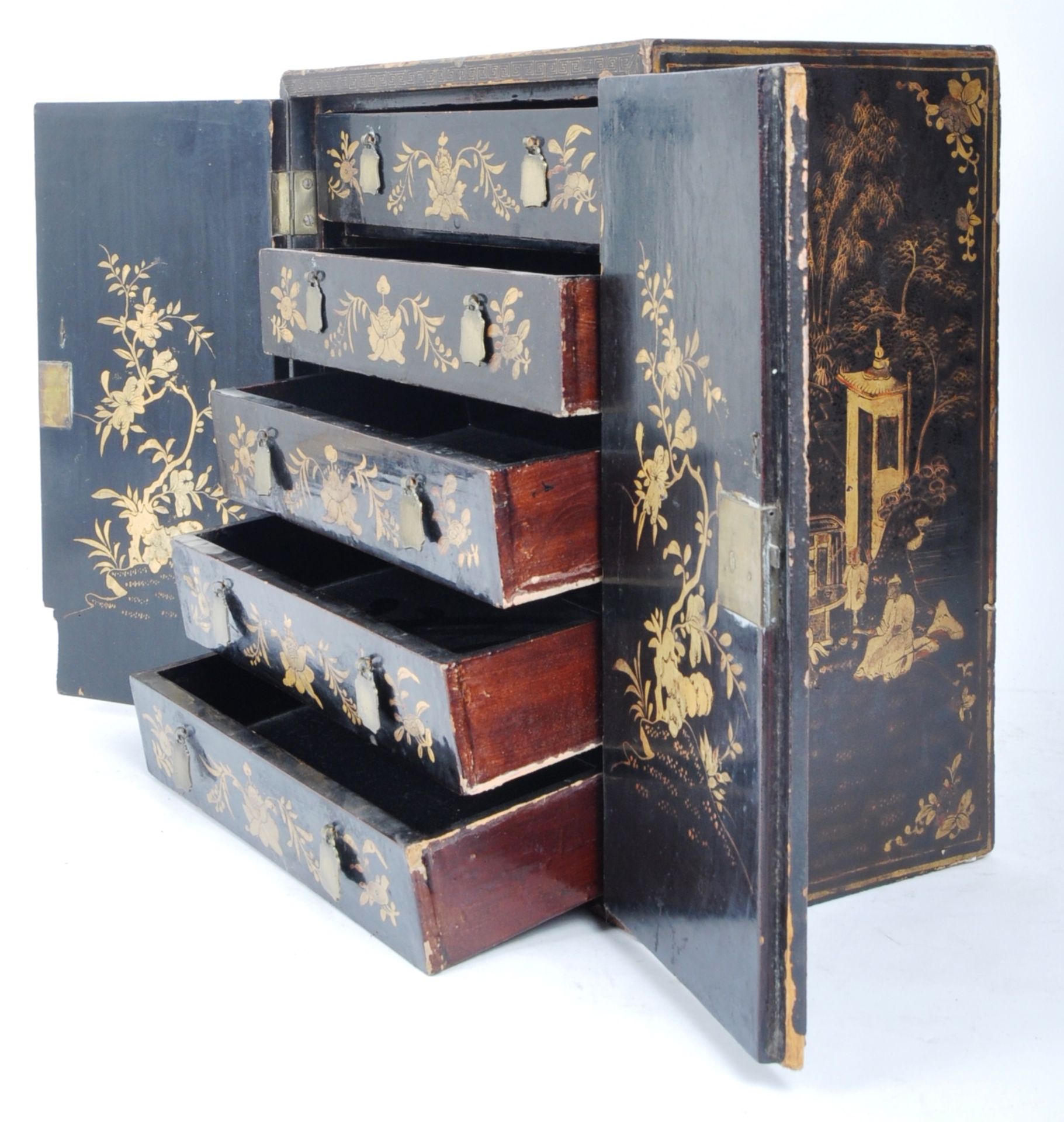 19TH CENTURY CHINESE BLACK LACQUER CABINET - Image 4 of 10
