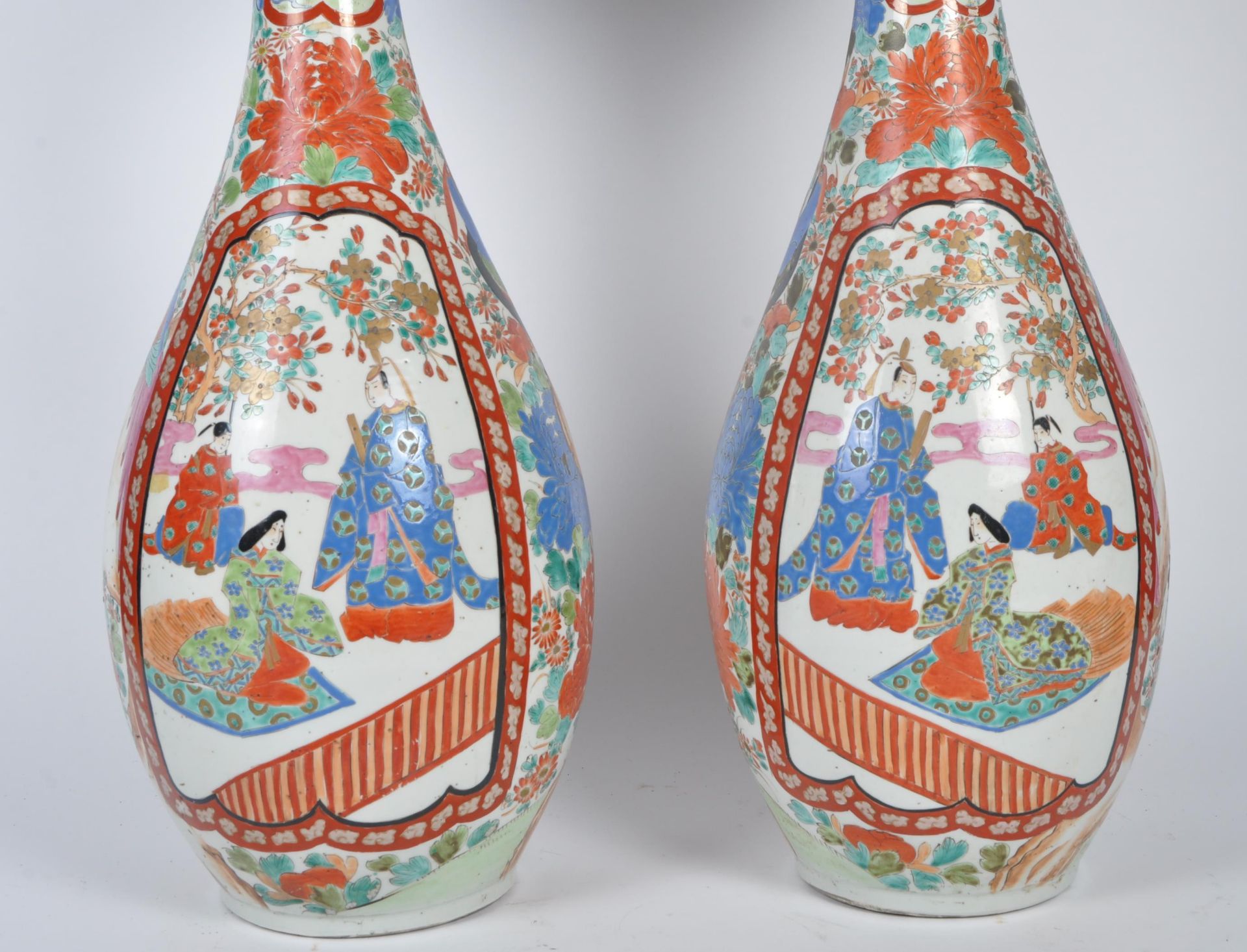 PAIR LARGE 19TH CENTURY CHINESE FAMILLE ROSE FLOOR VASES - Image 2 of 6