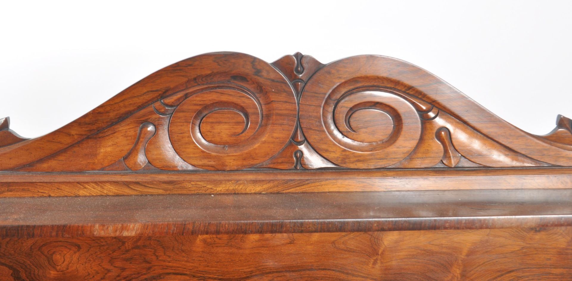 19TH CENTURY VICTORIAN ROSEWOOD & MARBLE CHIFFONIER - Image 3 of 12