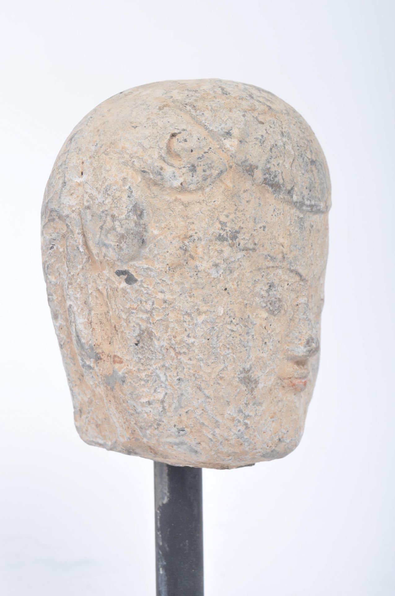 LATE 19TH CENTURY CHINESE CARVED STONE HEAD - Image 3 of 6