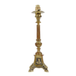 EARLY 20TH CENTURY POLISHED BRASS REEDED COLUMN LAMP