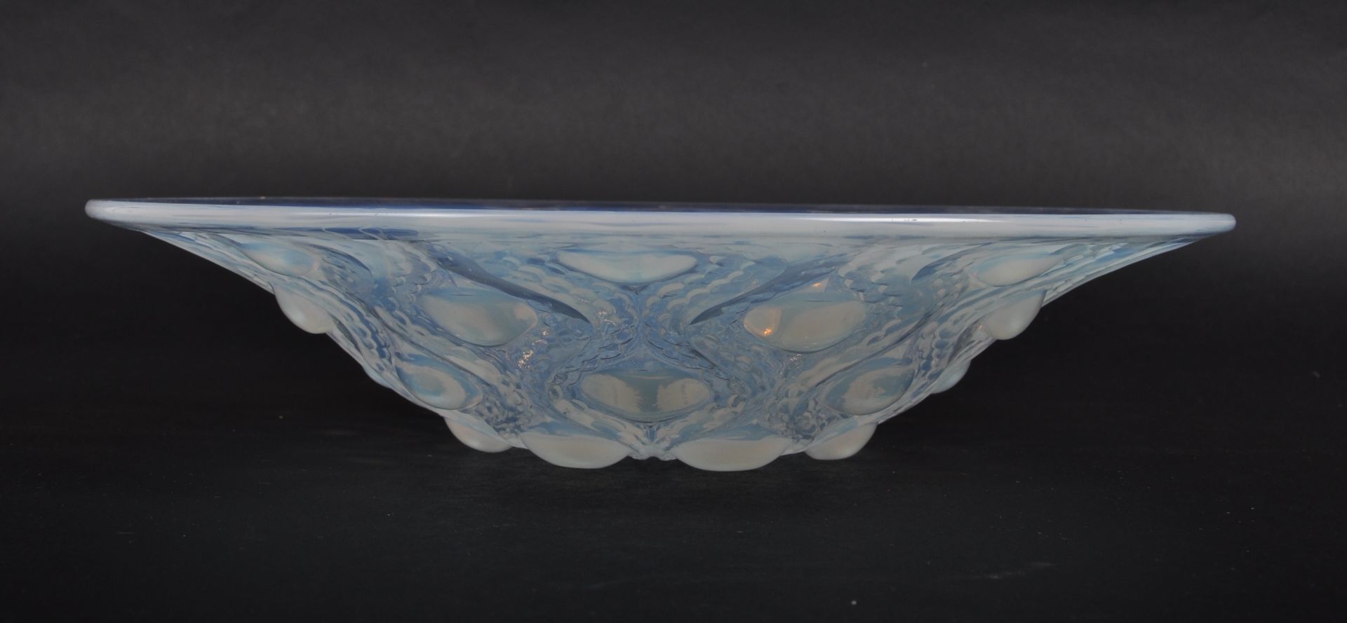 RENE LALIQUE - FRENCH 1930S OPALESCENT GLASS SPOTTED DISH - Bild 4 aus 6