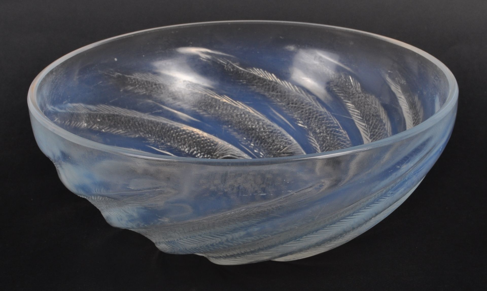 RENE LALIQUE - FRENCH 1920'S OPALESCENT GLASS SARDINE DISH - Image 4 of 9