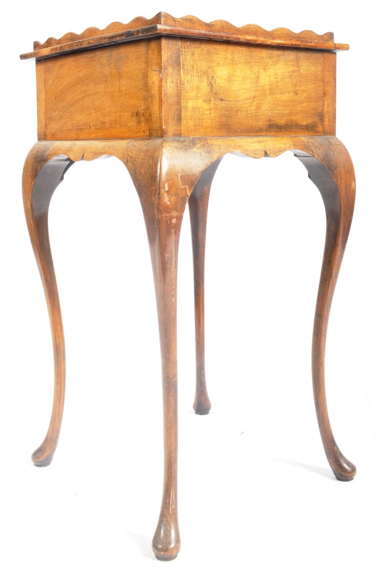 QUEEN ANNE REVIVAL CIRCA 1900 WALNUT BEDSIDE CABINET TABLE - Image 8 of 8