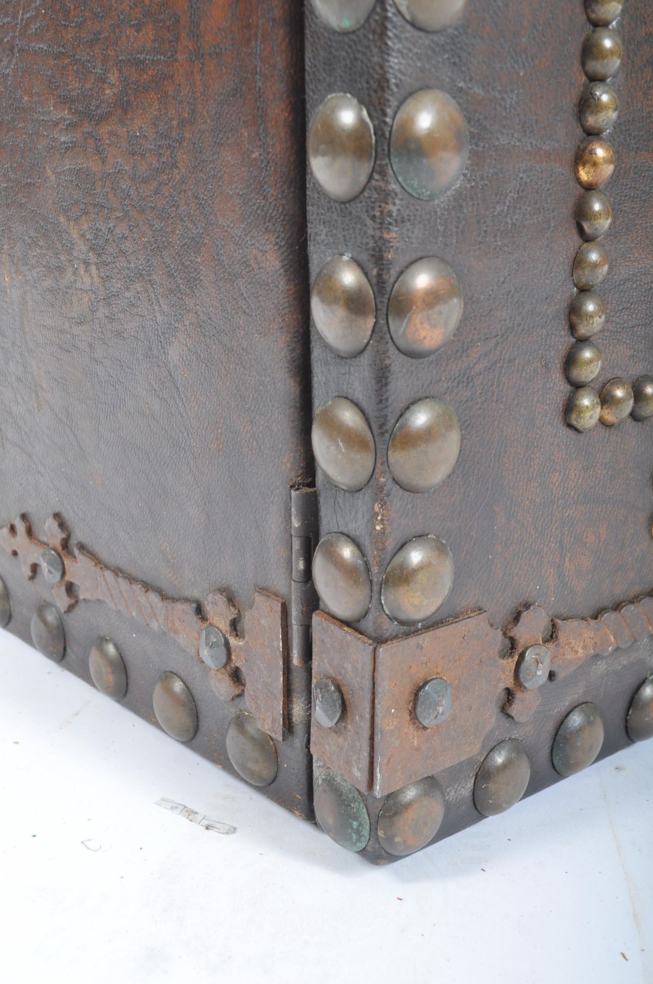 ISLAMIC ART - OTTOMAN LEATHER STUDDED DOME TOP CABINET - Image 5 of 8