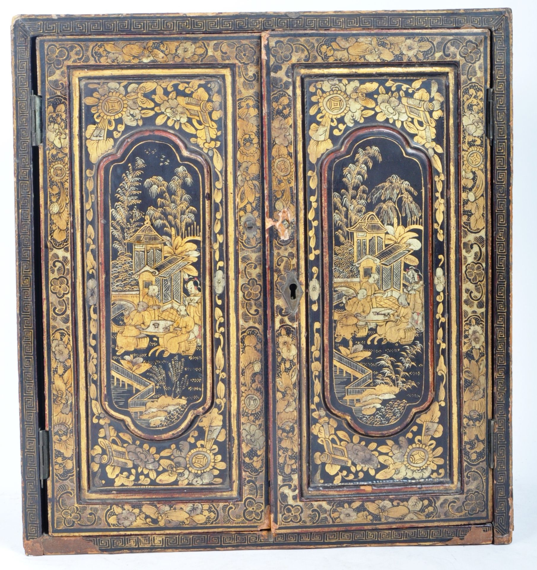19TH CENTURY CHINESE BLACK LACQUER CABINET - Image 2 of 10