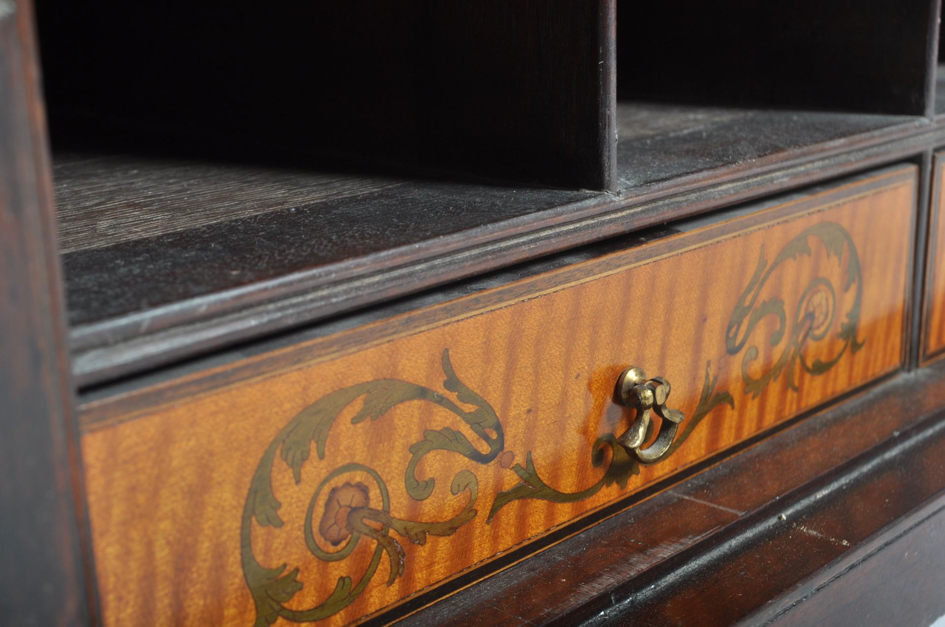 18TH CENTURY GEORGE III MARQUETRY INLAID BUREAU BOOKCASE - Image 9 of 23