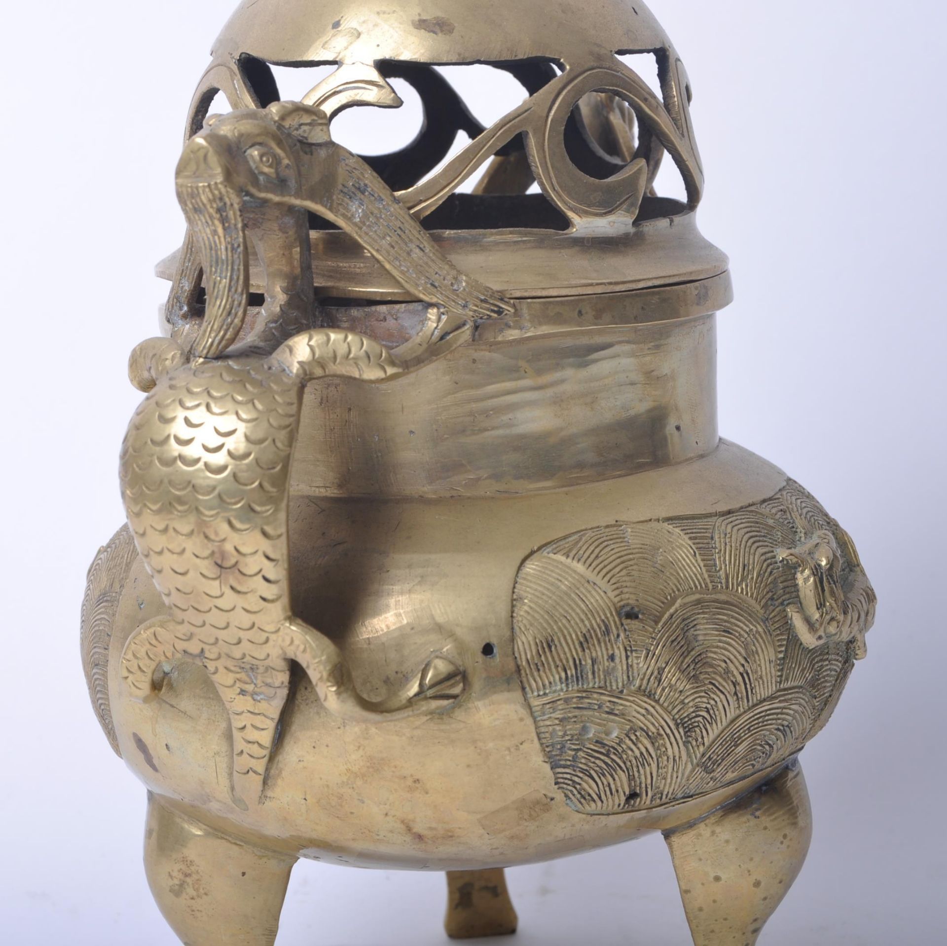 20TH CENTURY CHINESE BRASS INCENSE BURNER - Image 4 of 10