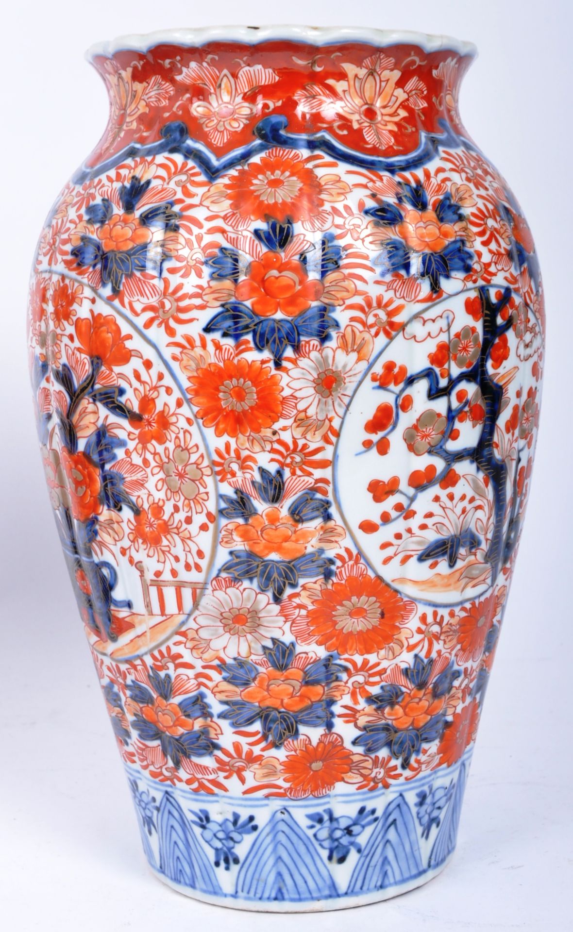 PAIR OF 19TH CENTURY JAPANESE TWIN IMARI URNS / VASES - Image 3 of 13