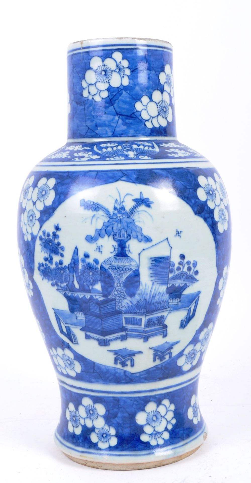 THREE 19TH CENTURY QING DYNASTY PORCELAIN & CERAMIC ITEMS - Image 4 of 9