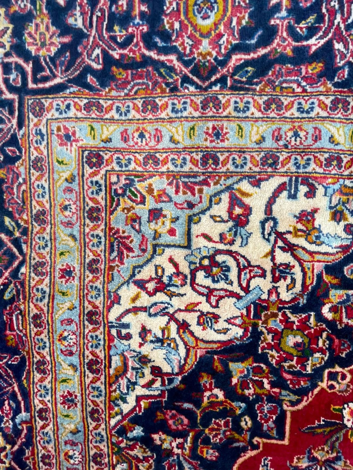 EARLY 20TH CENTURY CENTRAL PERSIAN KASHAN FLOOR CARPET RUG - Image 3 of 6