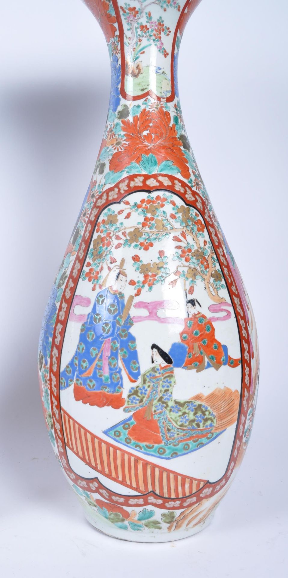 PAIR LARGE 19TH CENTURY CHINESE FAMILLE ROSE FLOOR VASES - Image 3 of 6