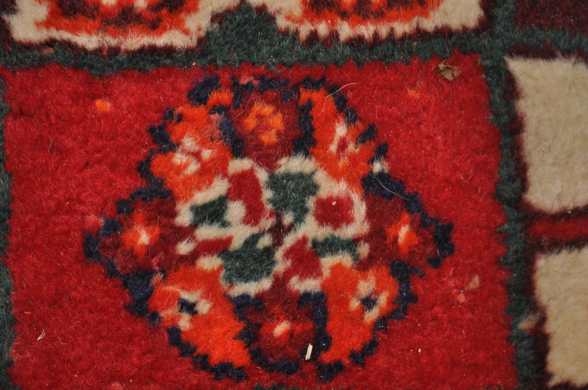 PERSIAN NOMADIC QASHQAI HAND KNOTTED FLOOR CARPET RUG - Image 3 of 13