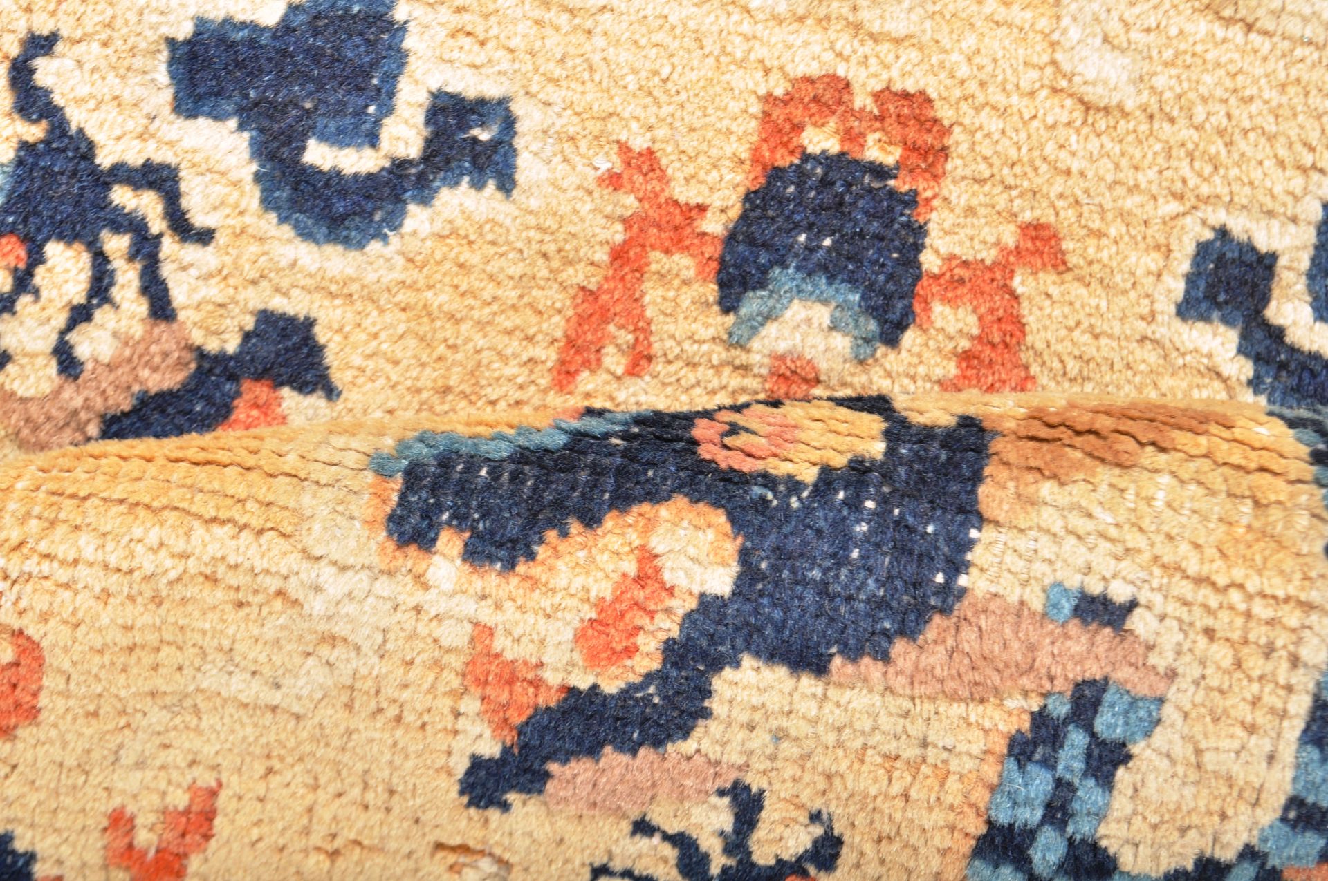 19TH CENTURY CIRCULAR CHINESE NINGXIA CARPET / RUG - Image 5 of 7