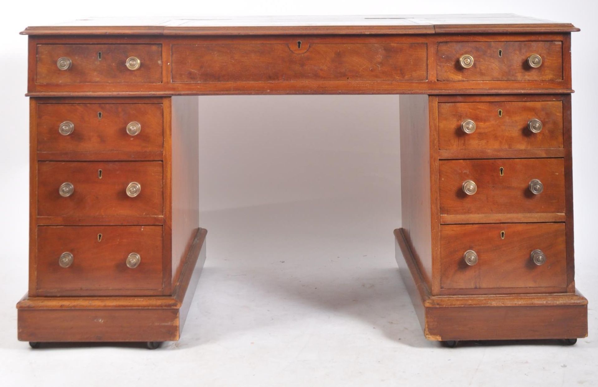 VICTORIAN 19TH CENTURY MAHOGANY PEDESTAL DICKENS DESK