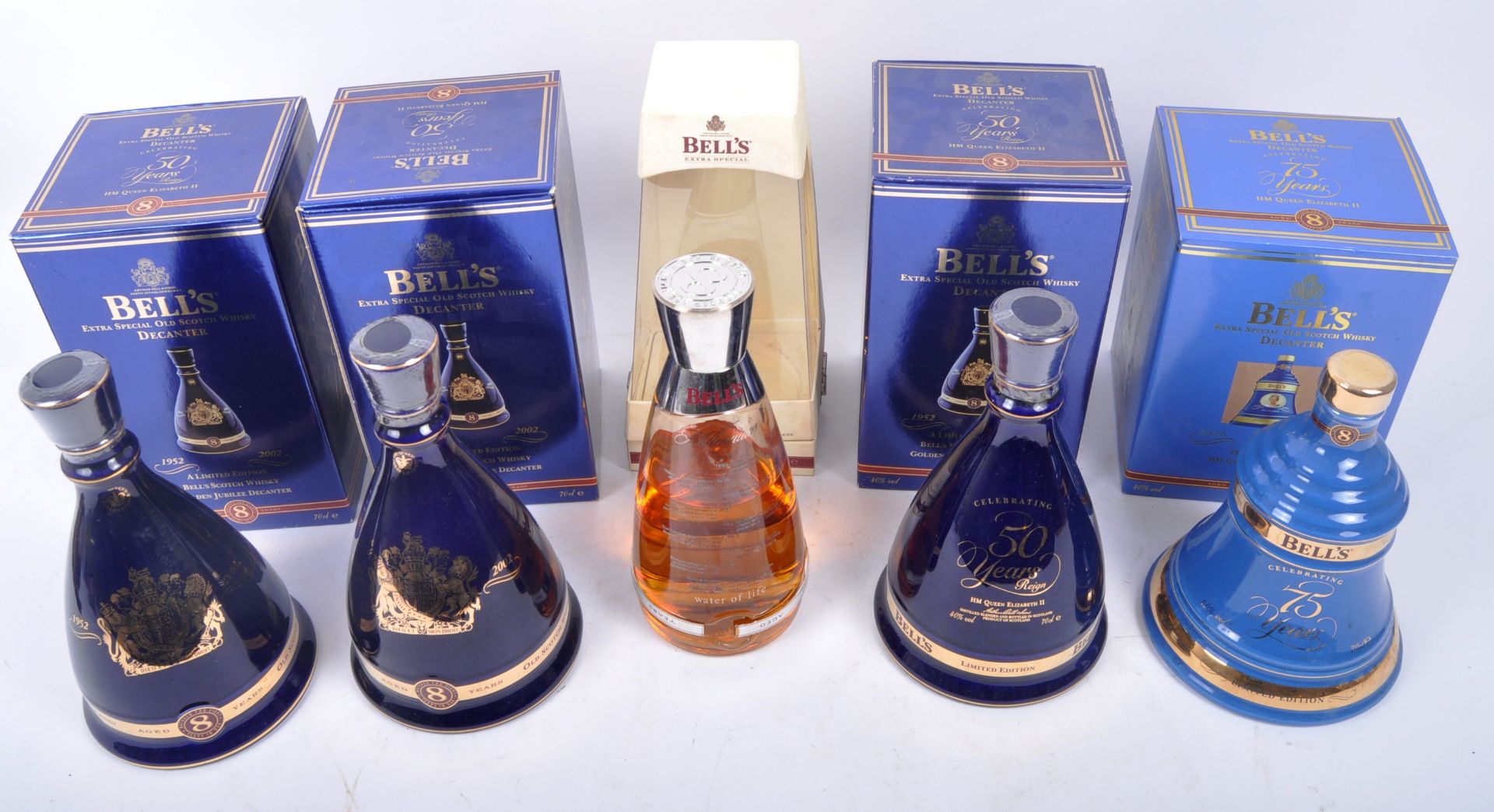COLLECTION OF BOXED BELL'S WHISKY DECANTERS - Image 10 of 12