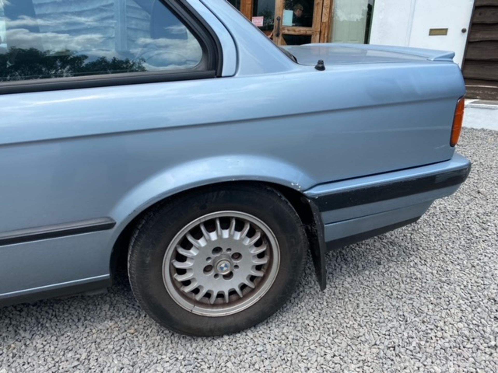 1991 BMW 316i 1600CC 4DR SALOON - WITH PRIVATE PLATE J10MEJ - Image 8 of 22