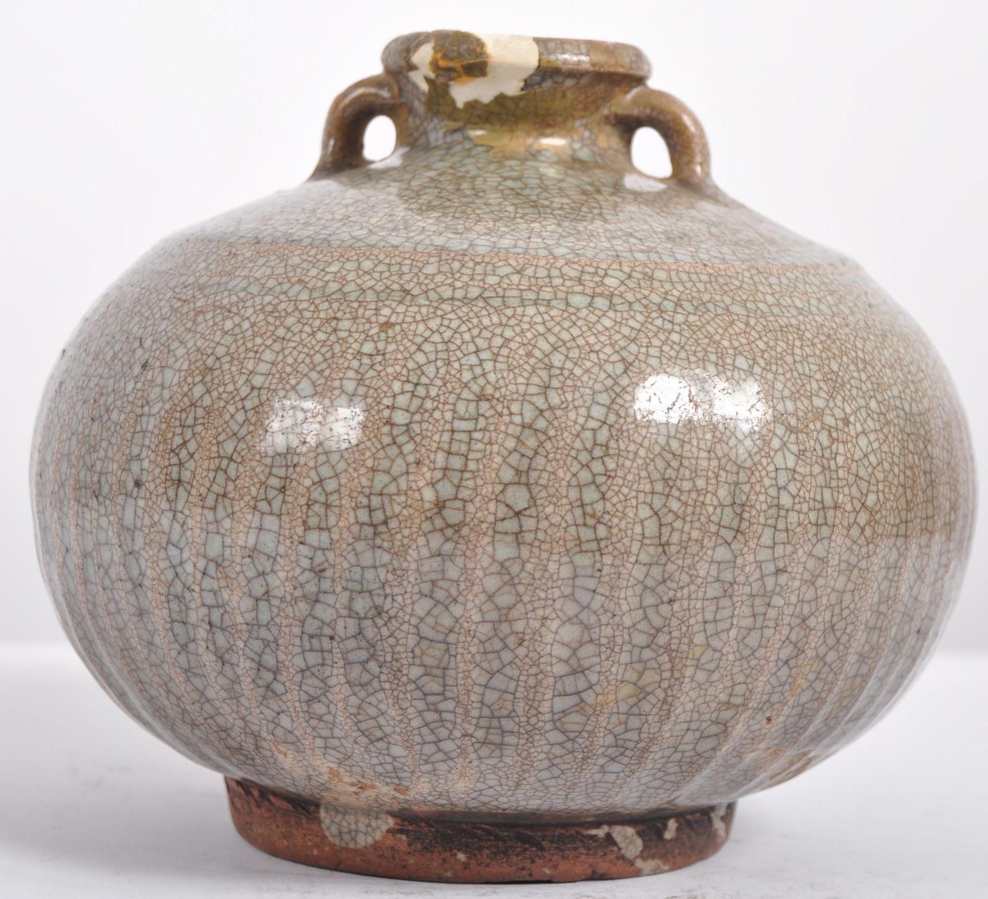 15TH CENTURY CHINESE CELADON JAR - Image 3 of 7