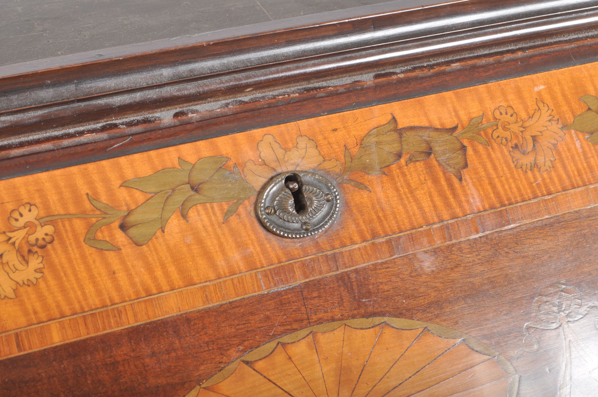 18TH CENTURY GEORGE III MARQUETRY INLAID BUREAU BOOKCASE - Image 15 of 23