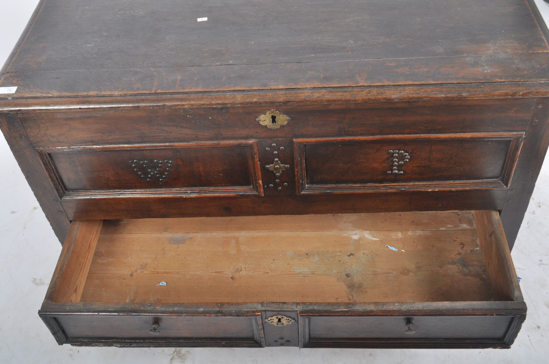 17TH CENTURY COMMONWEALTH OAK MULE CHEST COFFER CHEST - Image 3 of 9