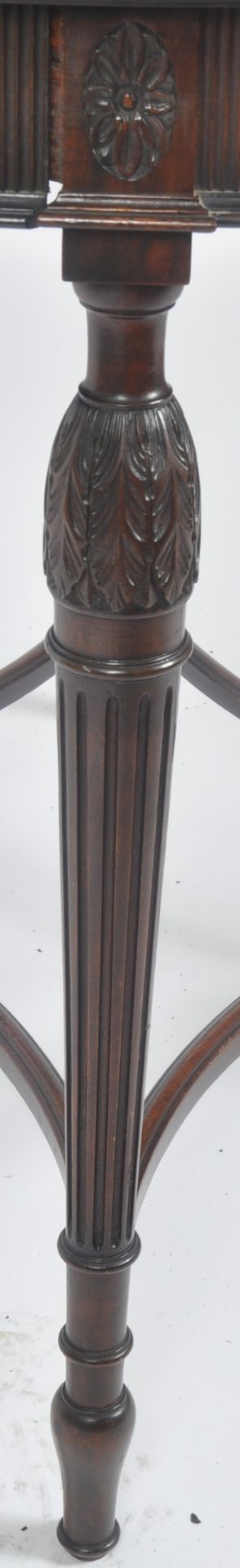 EDWARDIAN MAHOGANY ADAMS REVIVAL CENTRE OCCASIONAL TABLE - Image 4 of 9