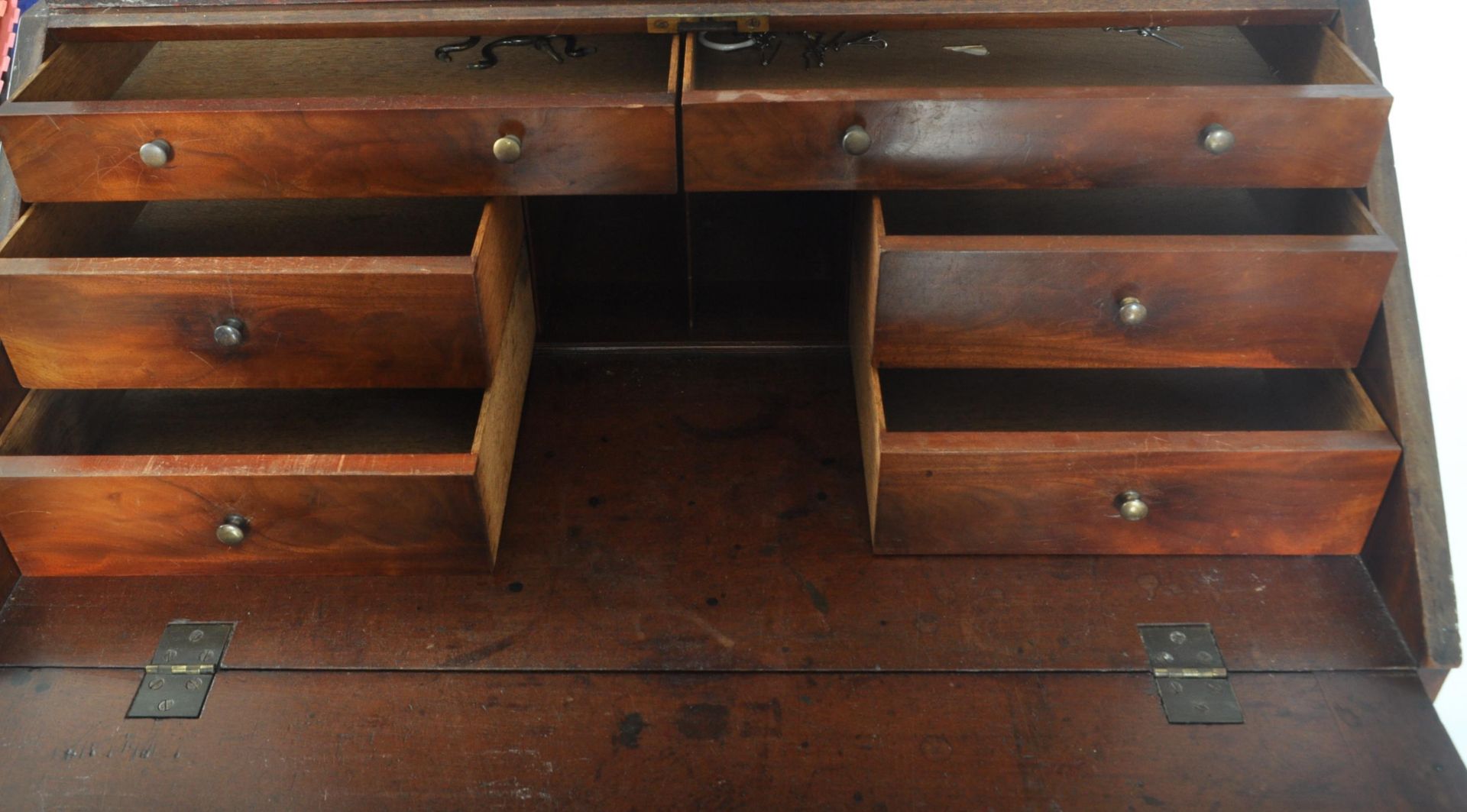 19TH CENTURY GEORGE III MAHOGANY ESTATE BUREAU BOOKCASE - Image 9 of 14