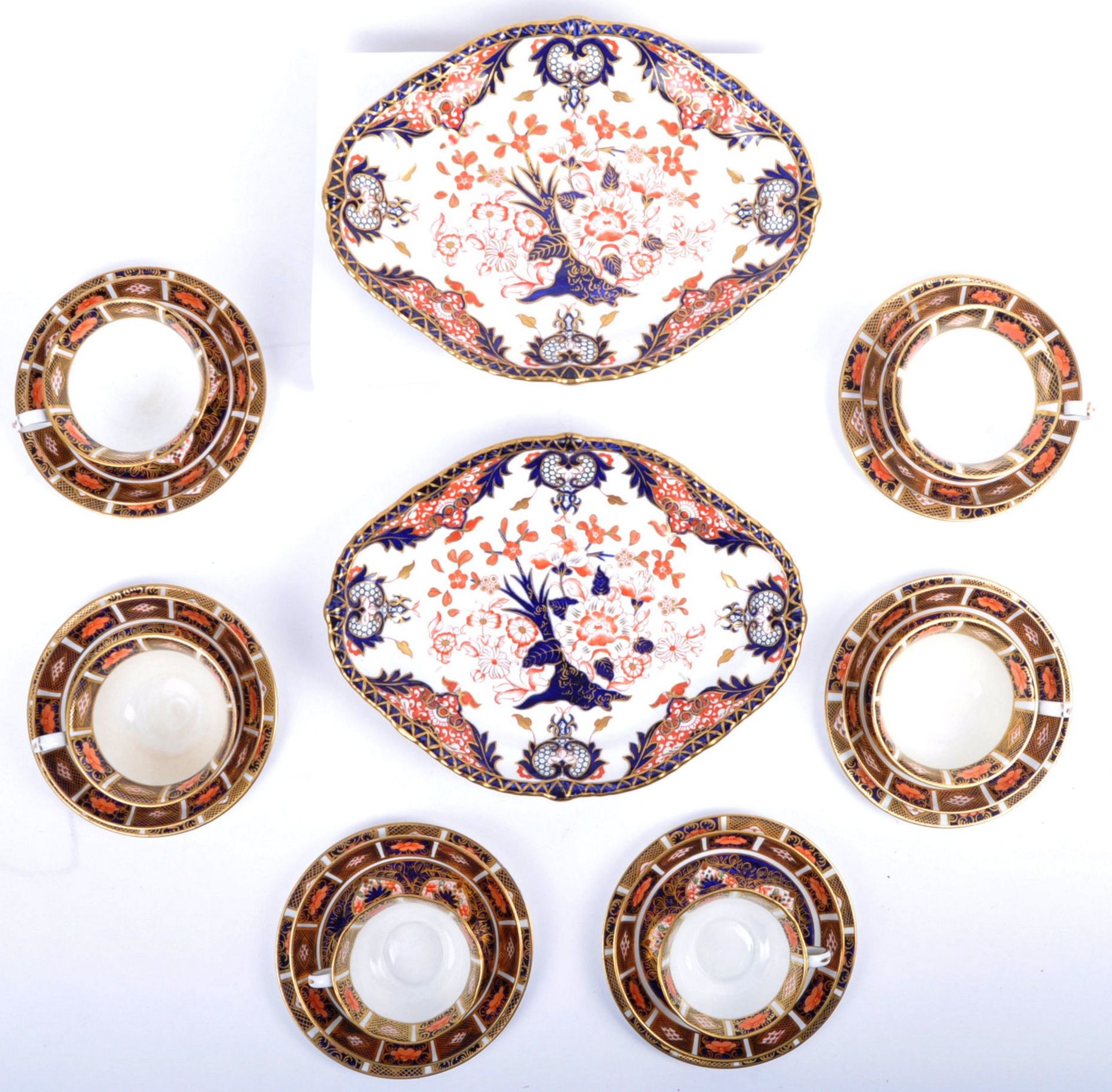 ROYAL CROWN DERBY SET OF 6 TRIOS & 2 SERVING DISHES - Image 2 of 5