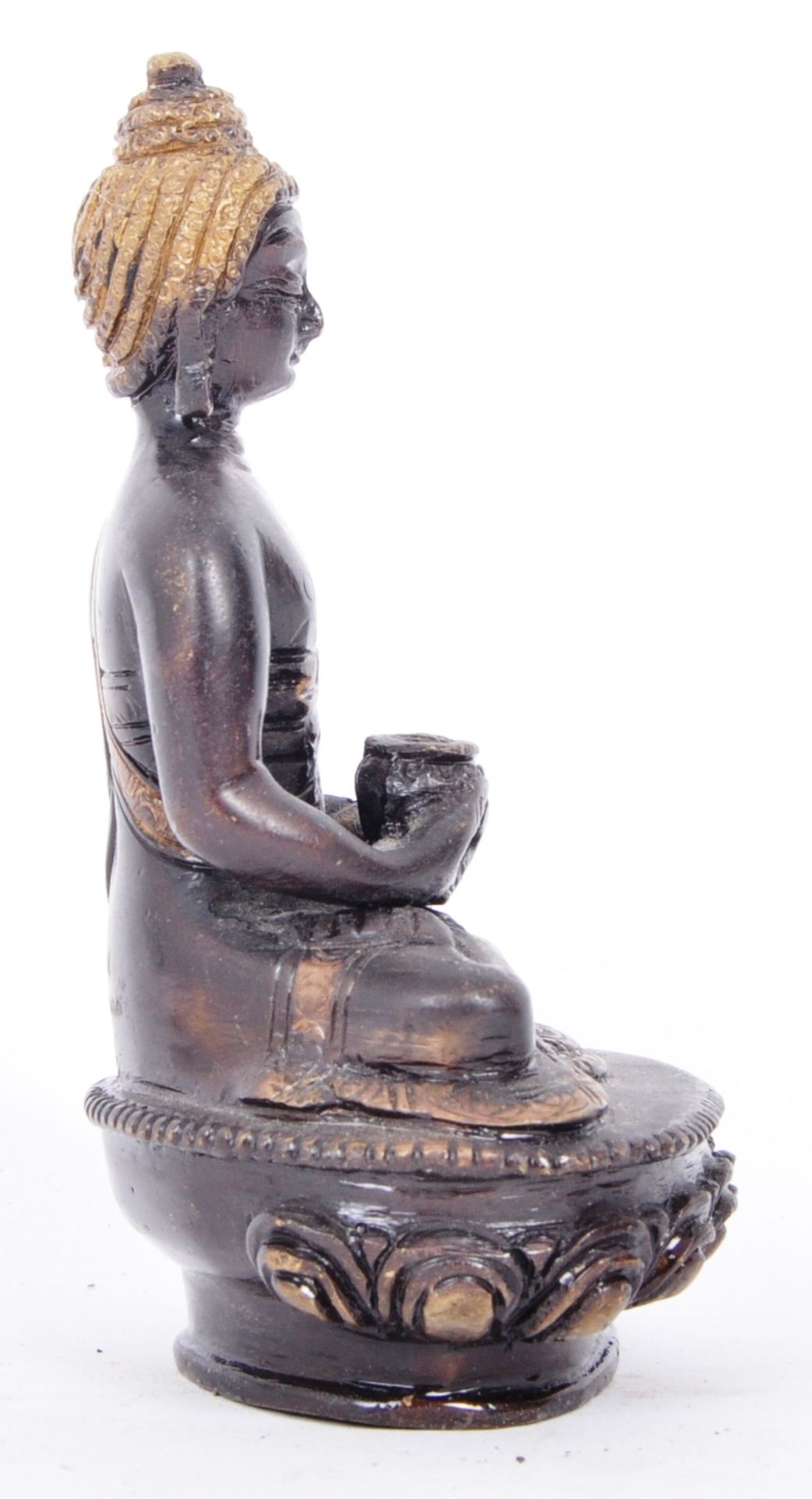 EARLY 20TH CENTURY TWO TONE BRONZE CHINESE BUDDHA - Image 2 of 6