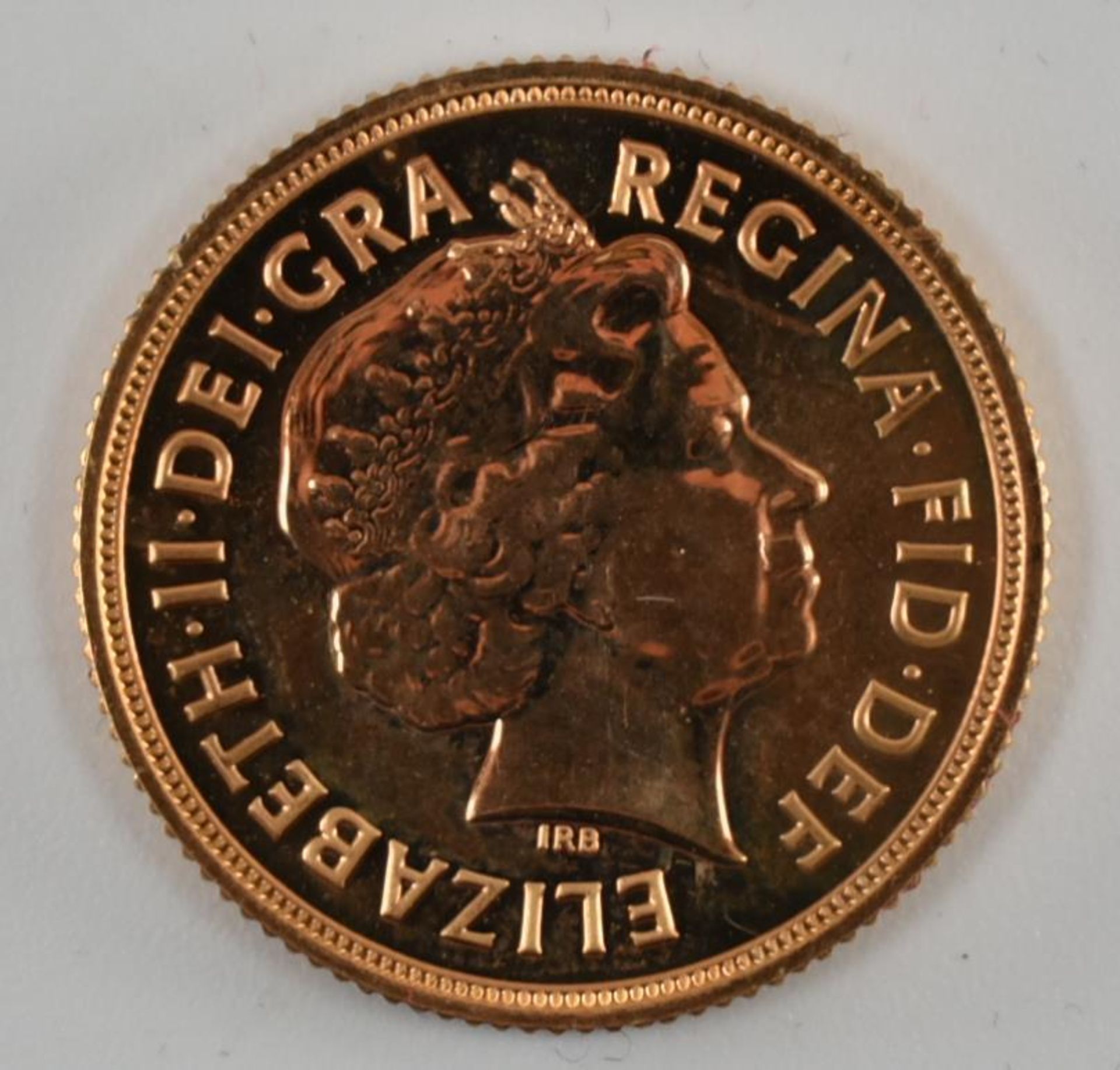 ELIZABETH II 2014 22CT GOLD FULL SOVEREIGN - Image 2 of 3