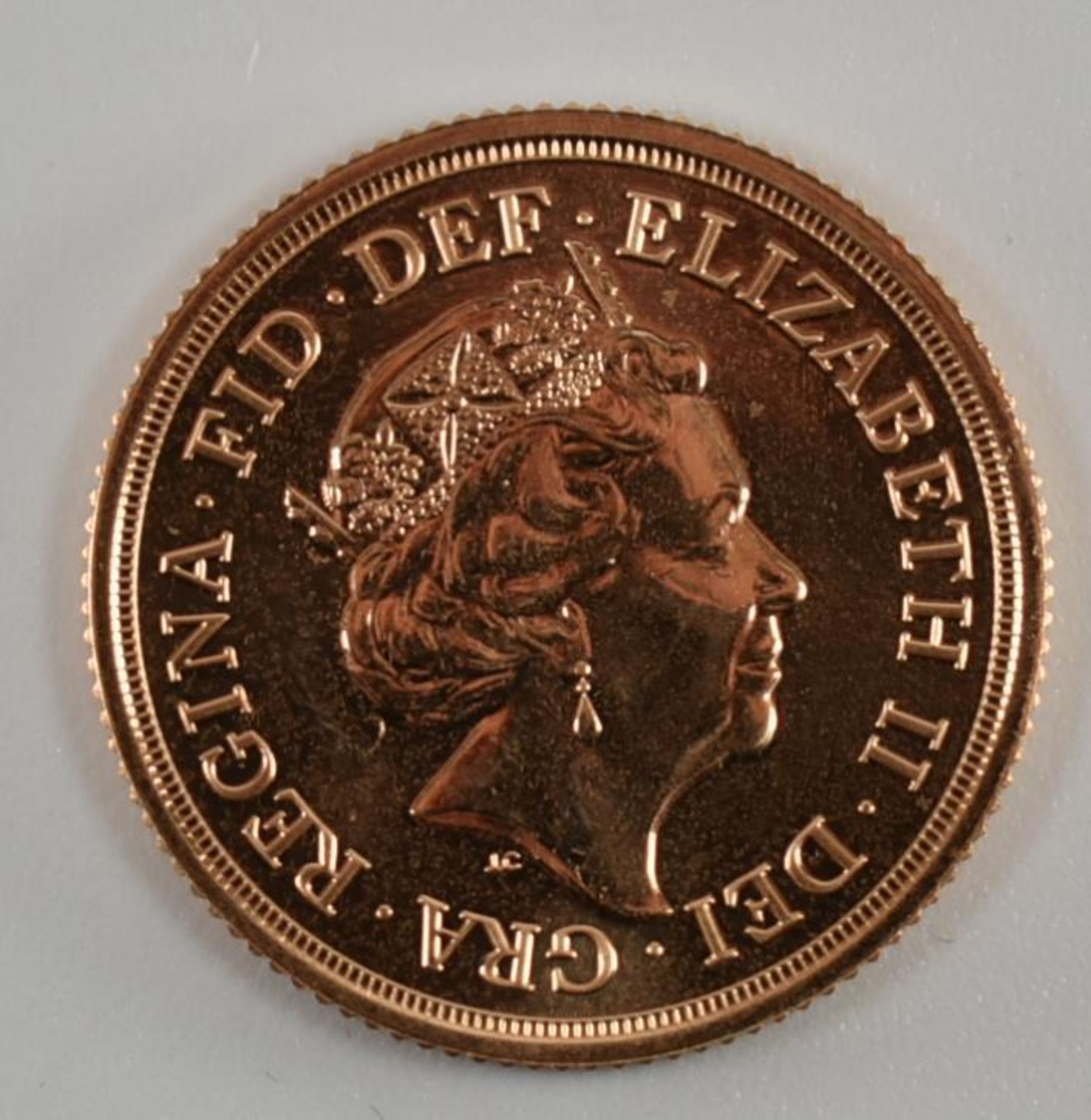 ELIZABETH II 2016 22CT GOLD FULL SOVEREIGN - Image 2 of 3