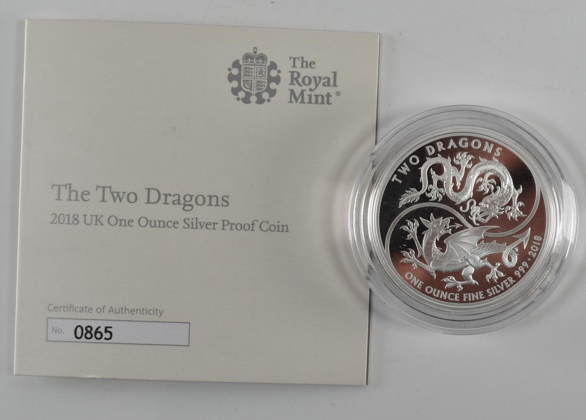 UK ROYAL MINT 2018 1OZ FINE SILVER PROOF 'THE TWO DRAGONS' COIN