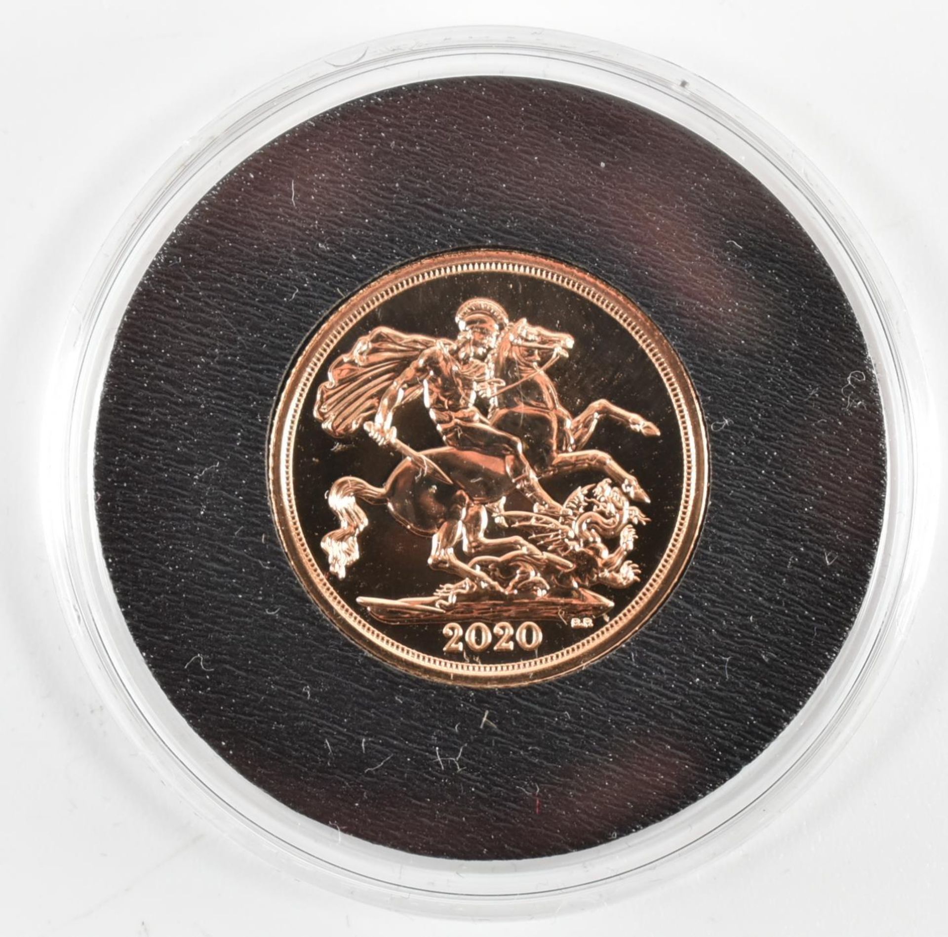 ELIZABETH II 2020 22CT GOLD UNCIRCULATED FULL SOVEREIGN - Image 3 of 3