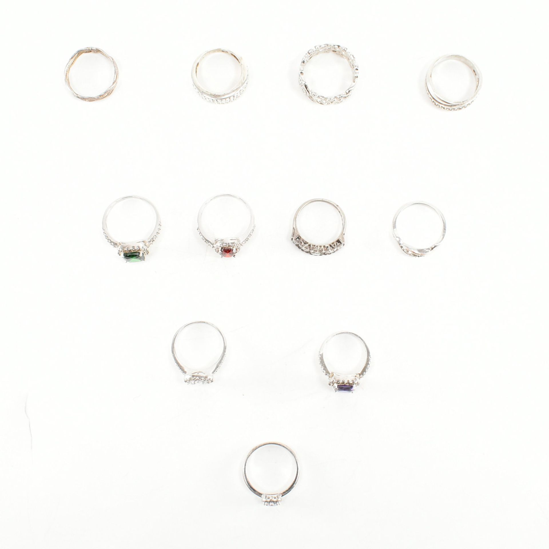 COLLECTION OF ASSORTED SILVER & STONE SET RINGS - Bild 3 aus 12