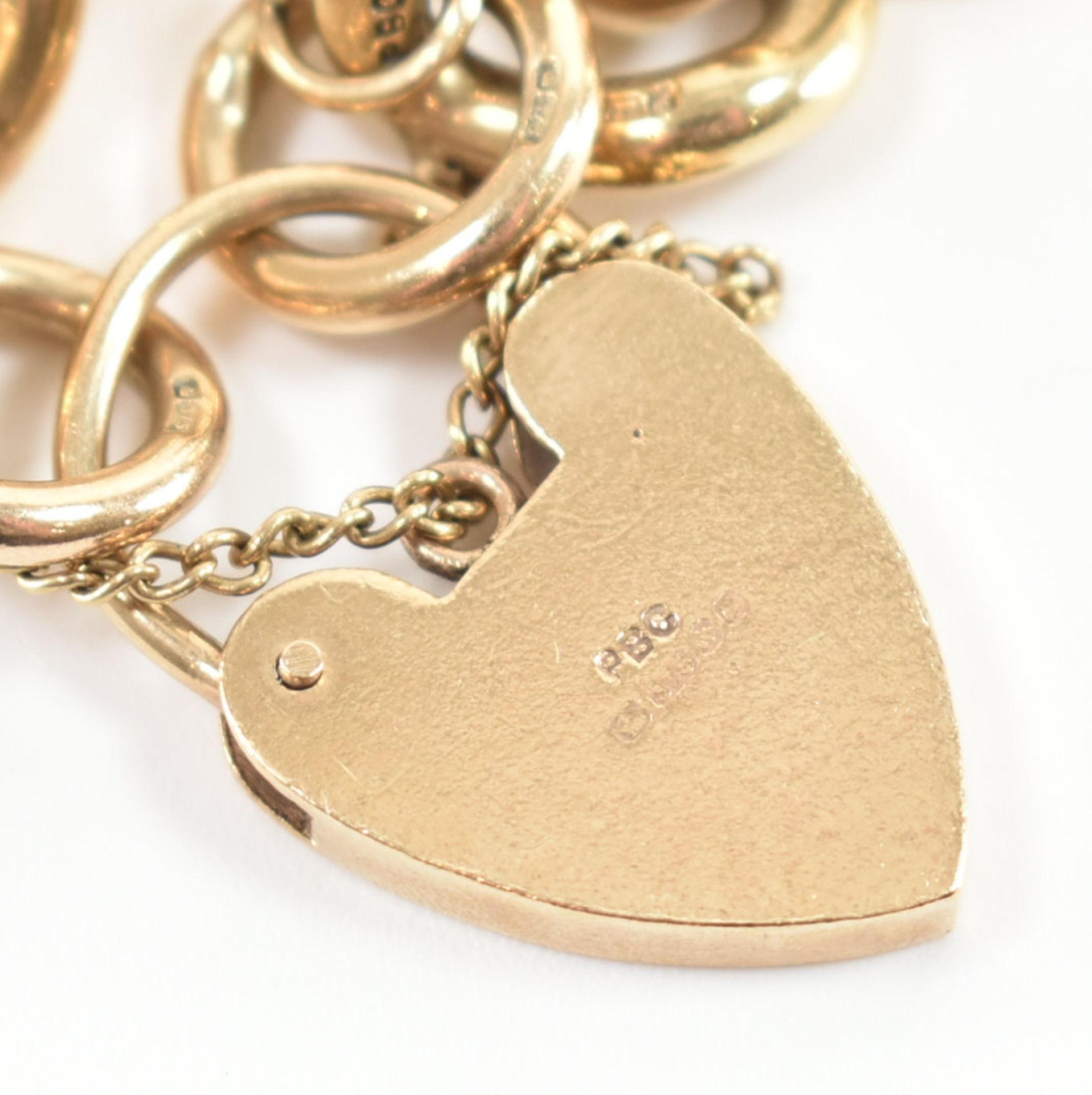 HALLMARKED 9CT GOLD HEART PADLOCK CHARM BRACELET - Bild 7 aus 8