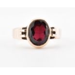 HALLMARKED 9CT GOLD & GARNET RING