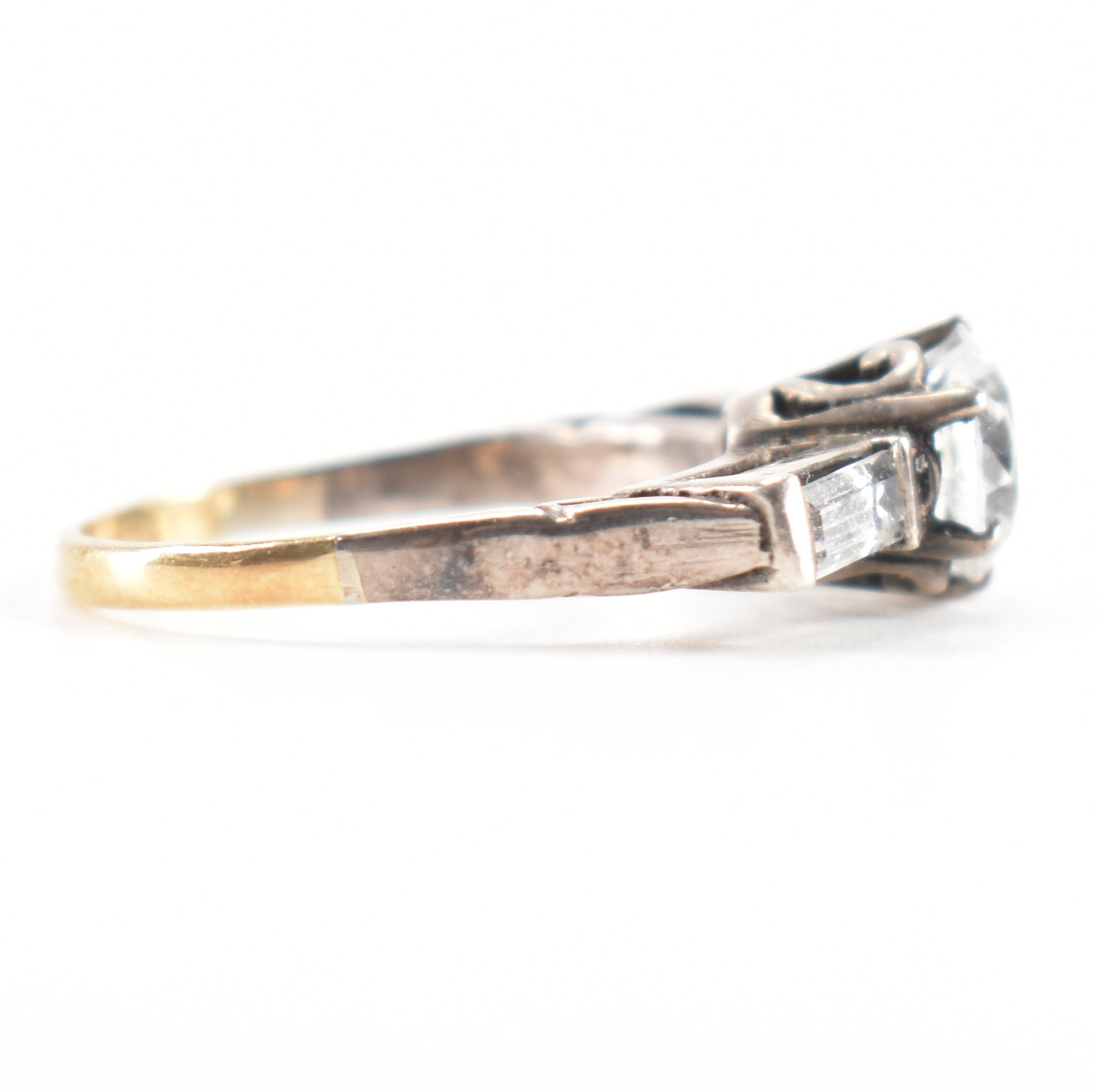 ART DECO 18CT GOLD & PLATINUM WHITE STONE RING - Image 5 of 8