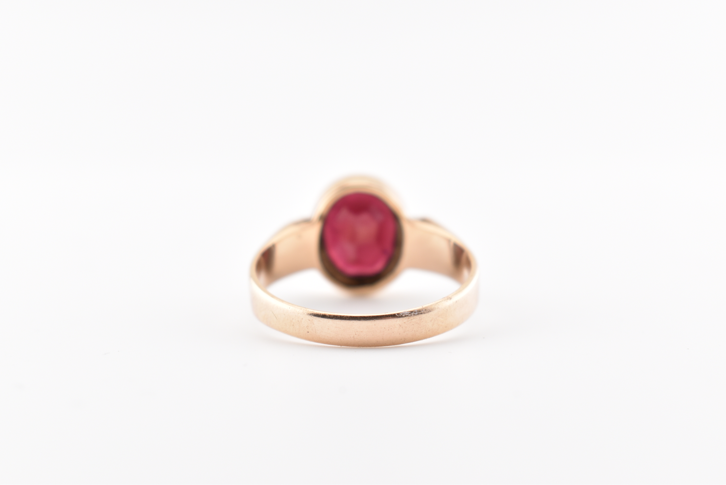 HALLMARKED 9CT GOLD & GARNET RING - Image 4 of 6