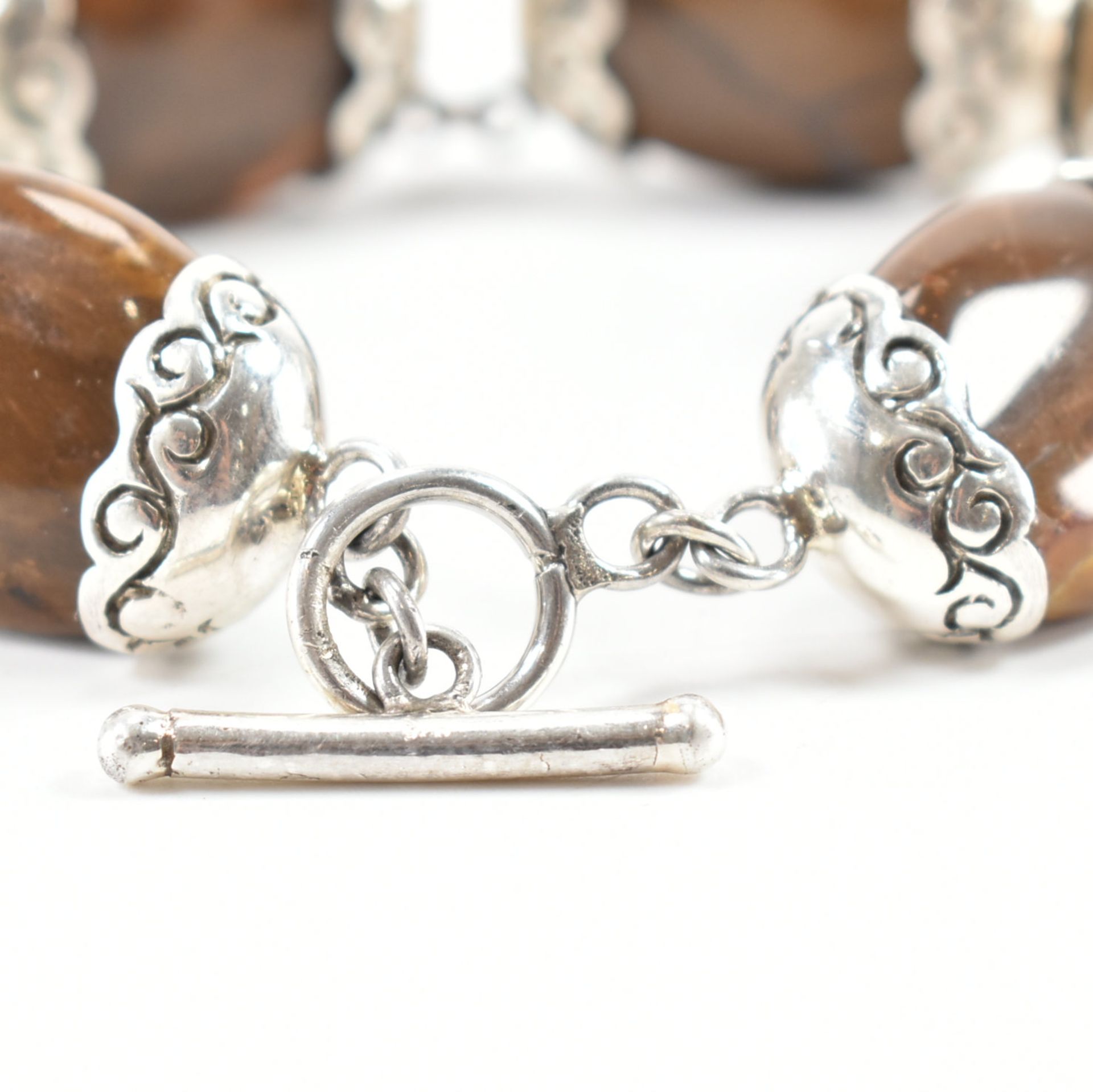 925 SILVER & BROWN STONE BRACELET - Image 3 of 6