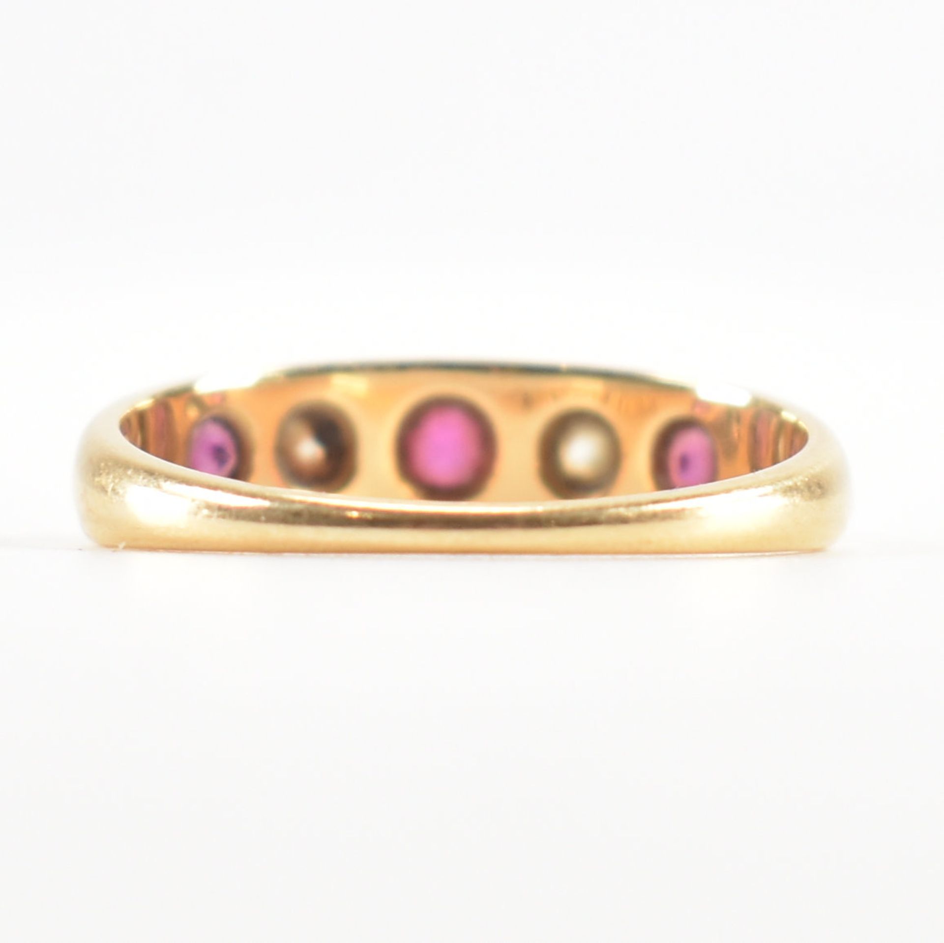 EDWARDIAN HALLMARKED 18CT GOLD RUBY & DIAMOND RING - Image 3 of 9