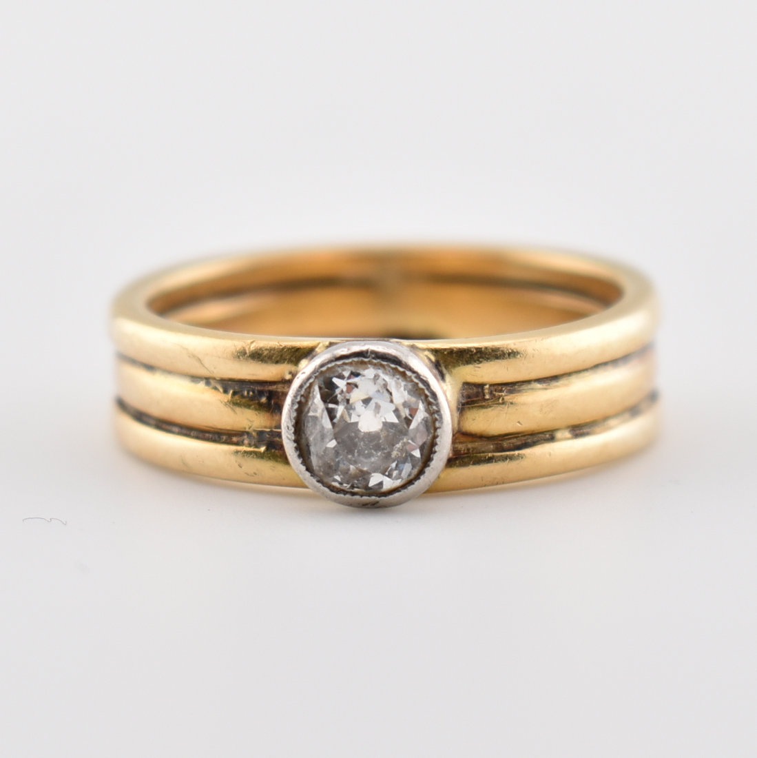 18CT GOLD & DIAMOND SOLITAIRE RING - Image 7 of 7