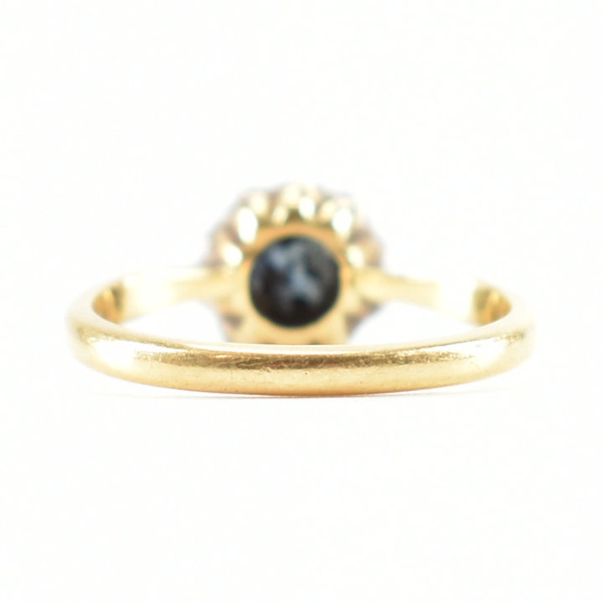 HALLMARKED 18CT GOLD SAPPHIRE & DIAMOND RING - Image 3 of 9