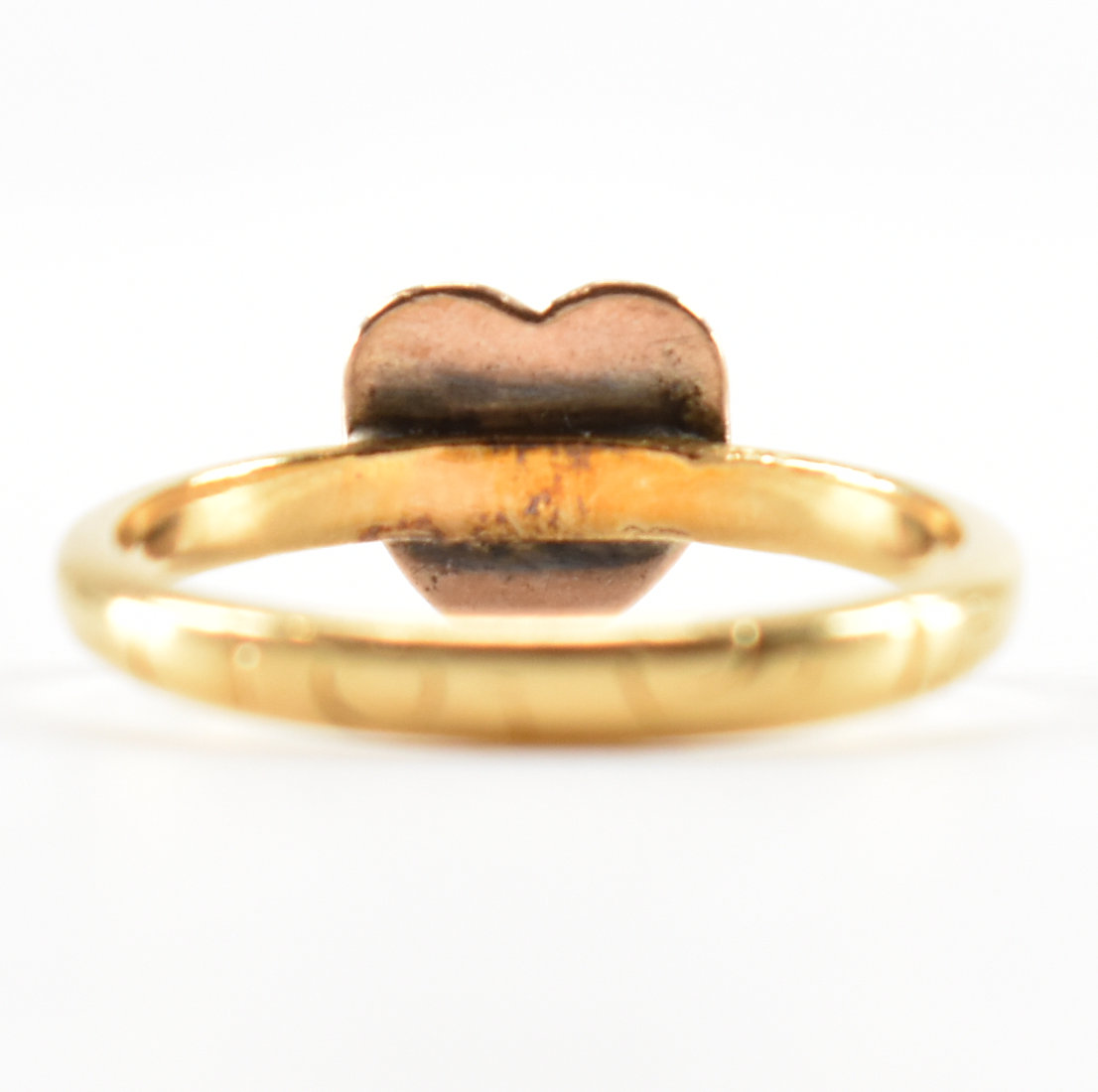 VICTORIAN HALLMARKED 18CT GOLD HEART RING - Image 4 of 9