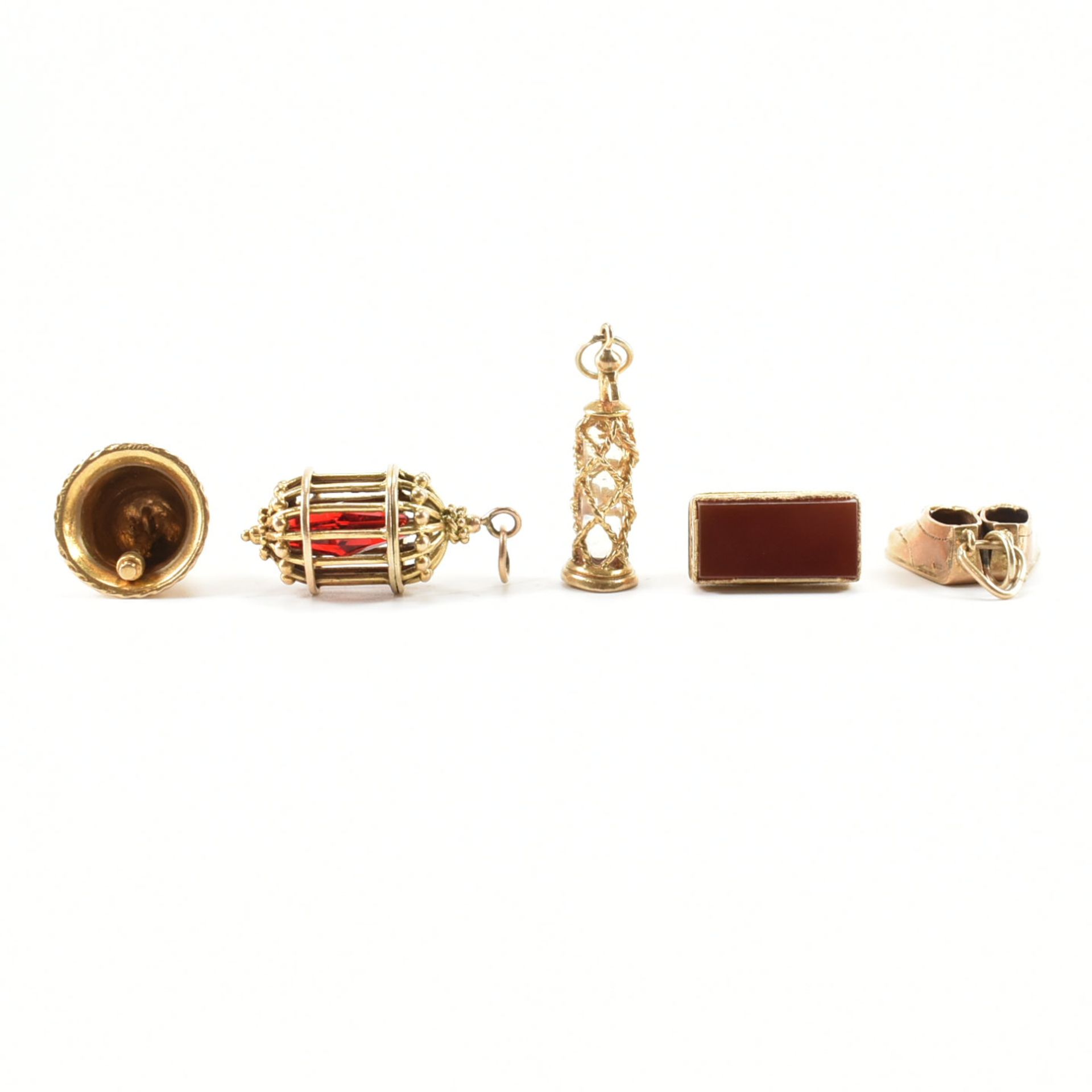 COLLECTION OF HALLMARKED 9CT GOLD CHARMS - Image 2 of 6