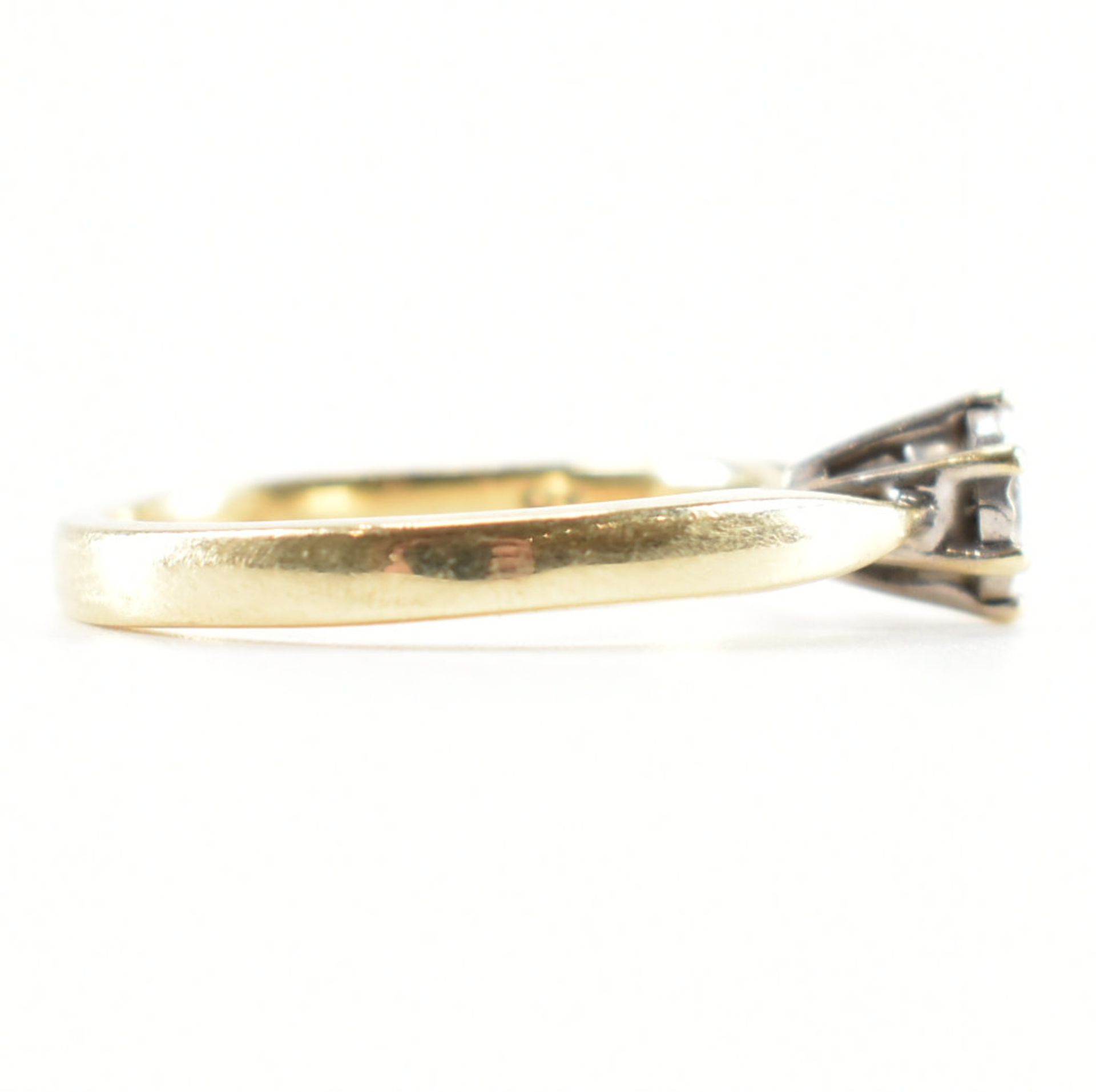 HALLMARKED 9CT GOLD & DIAMOND RING - Image 5 of 9