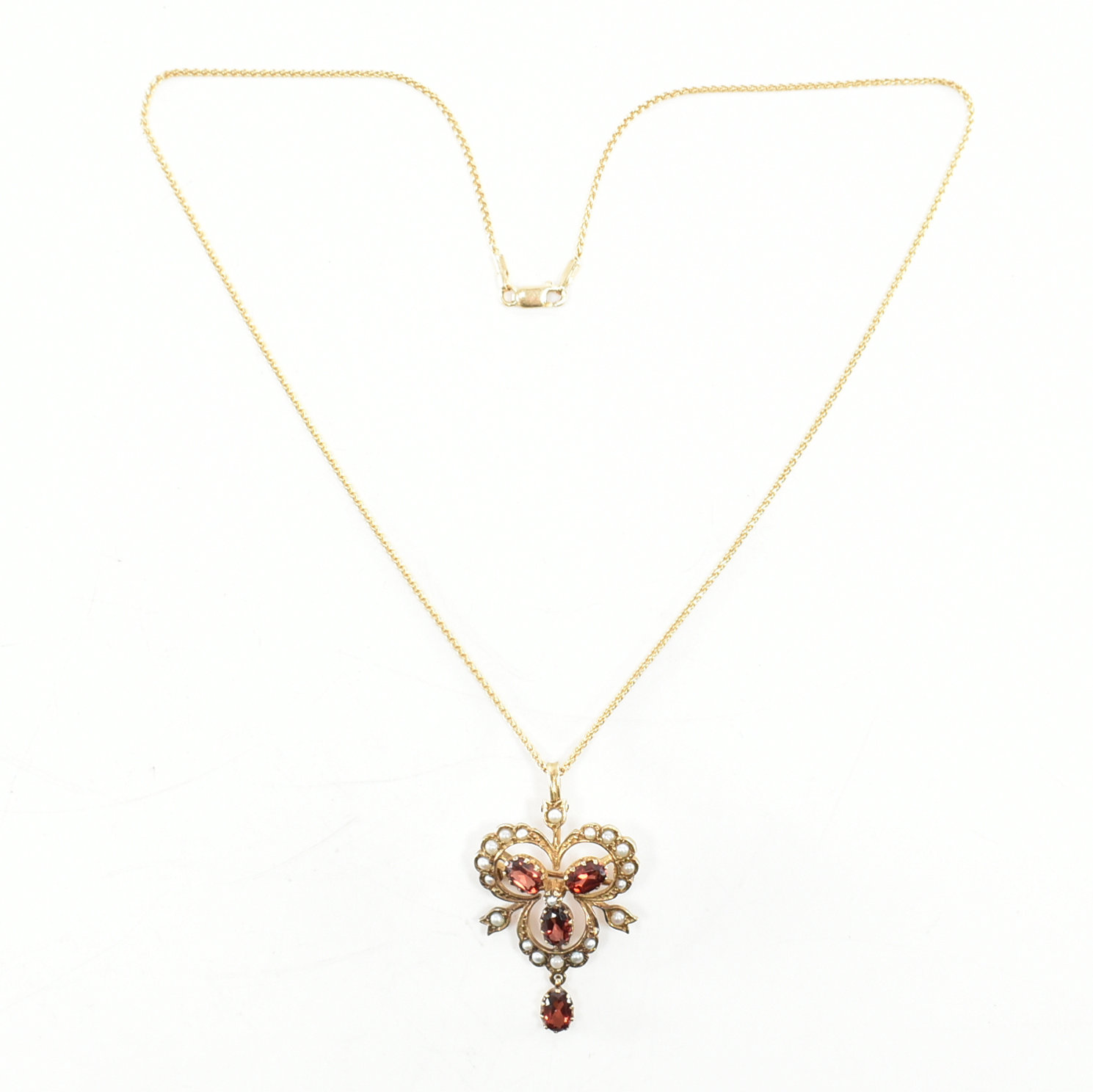 GOLD GARNET & PEARL PENDANT BROOCH ON CHAIN - Image 2 of 5