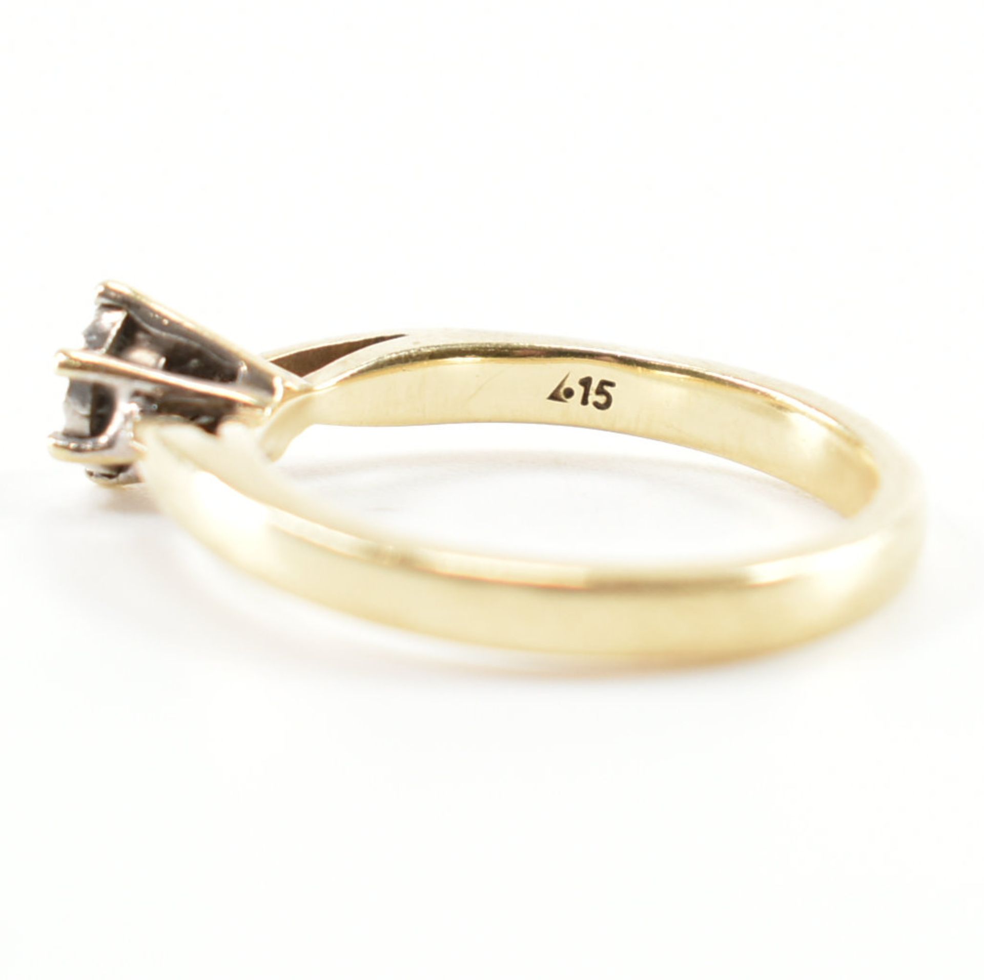 HALLMARKED 9CT GOLD & DIAMOND RING - Image 7 of 9