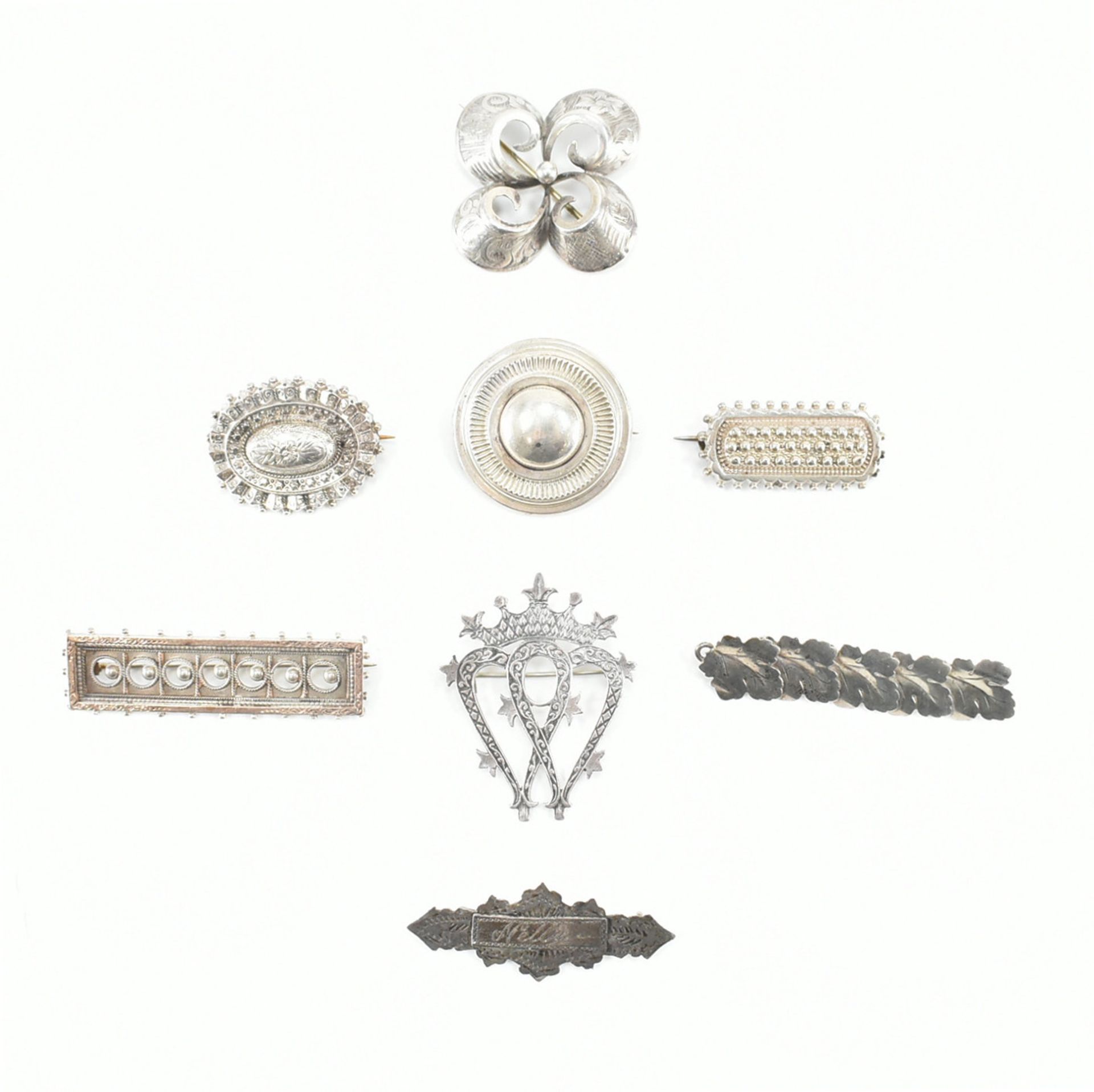 19TH & 20TH CENTURY SILVER & WHITE METAL BROOCH PINS