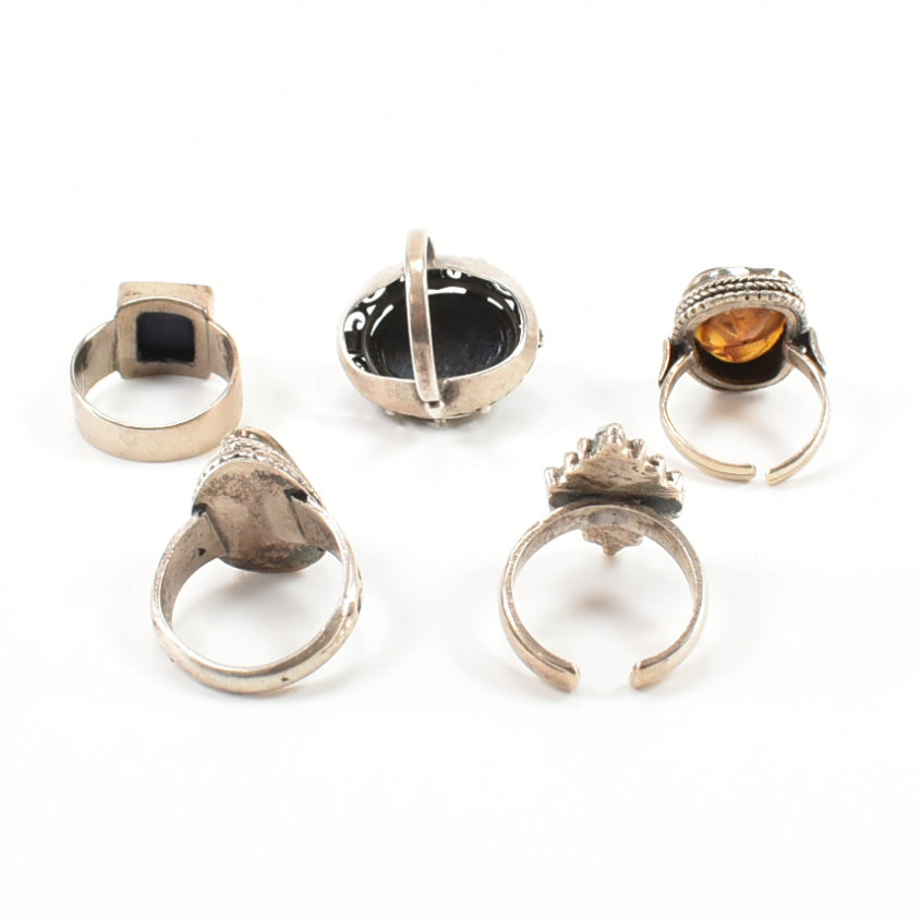 COLLECTION OF ASSORTED SILVER & STONE SET RINGS - Image 3 of 7