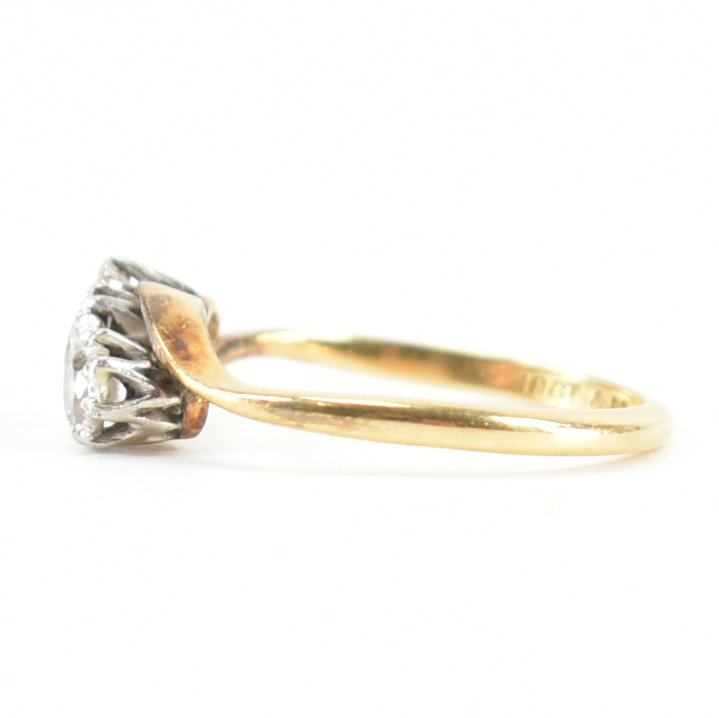 18CT GOLD & PLATINUM DIAMOND THREE STONE RING - Image 3 of 10