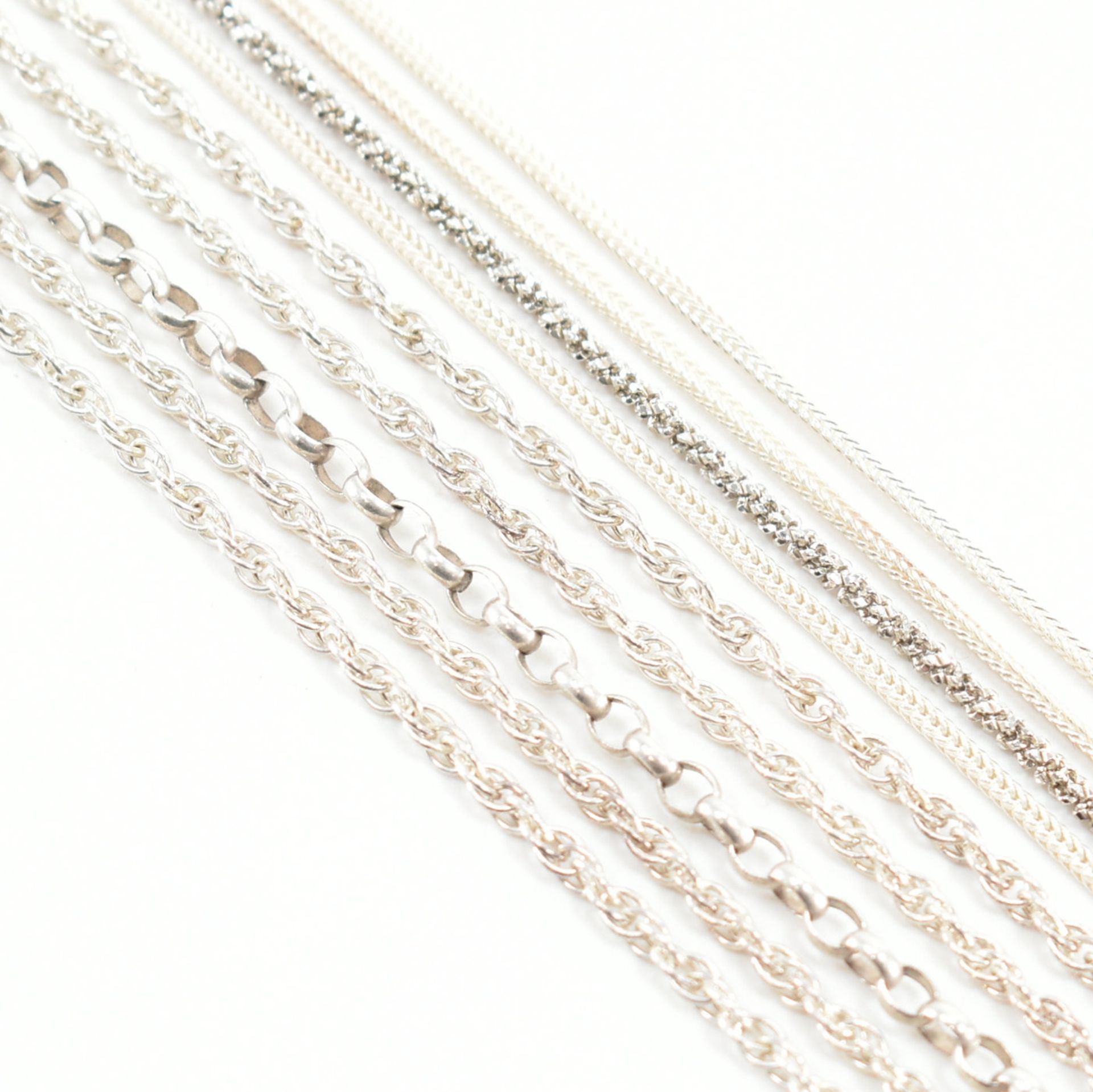 COLLECTION OF ASSORTED SILVER CHAIN NECKLACES